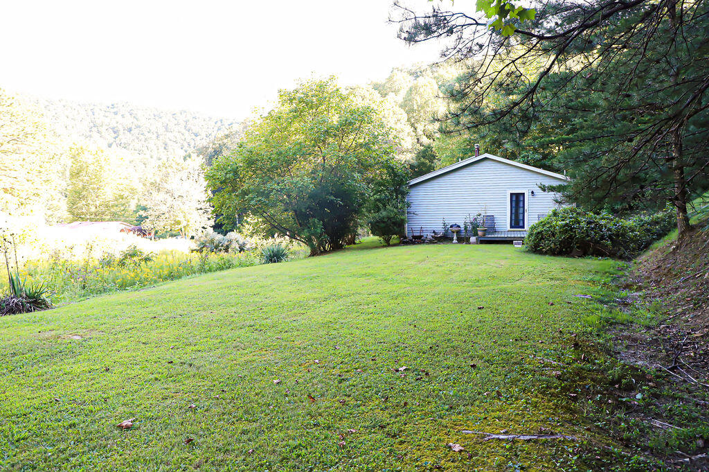 91 Holly Lane