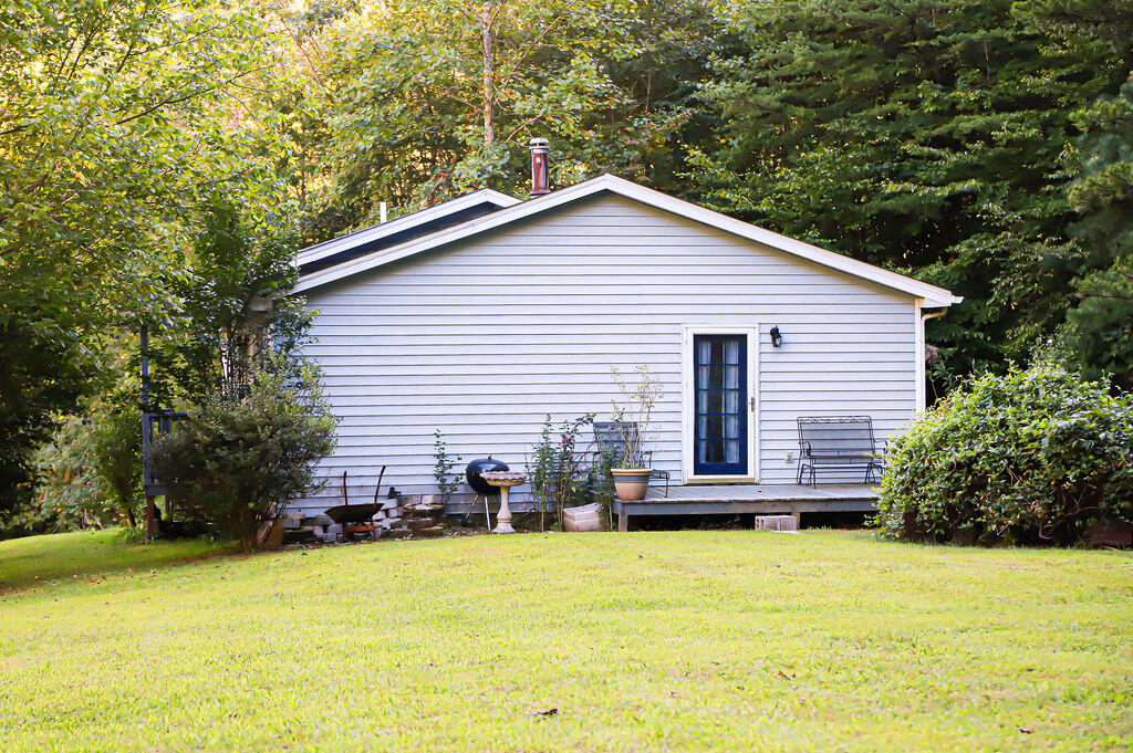 91 Holly Lane