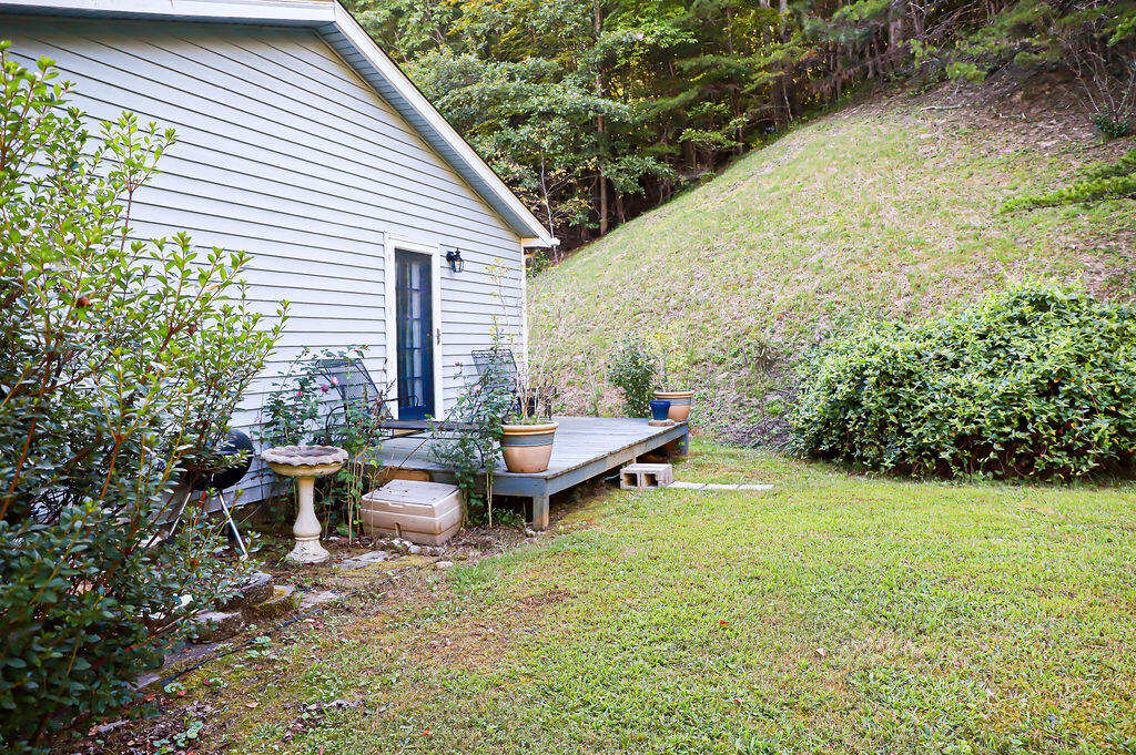 91 Holly Lane