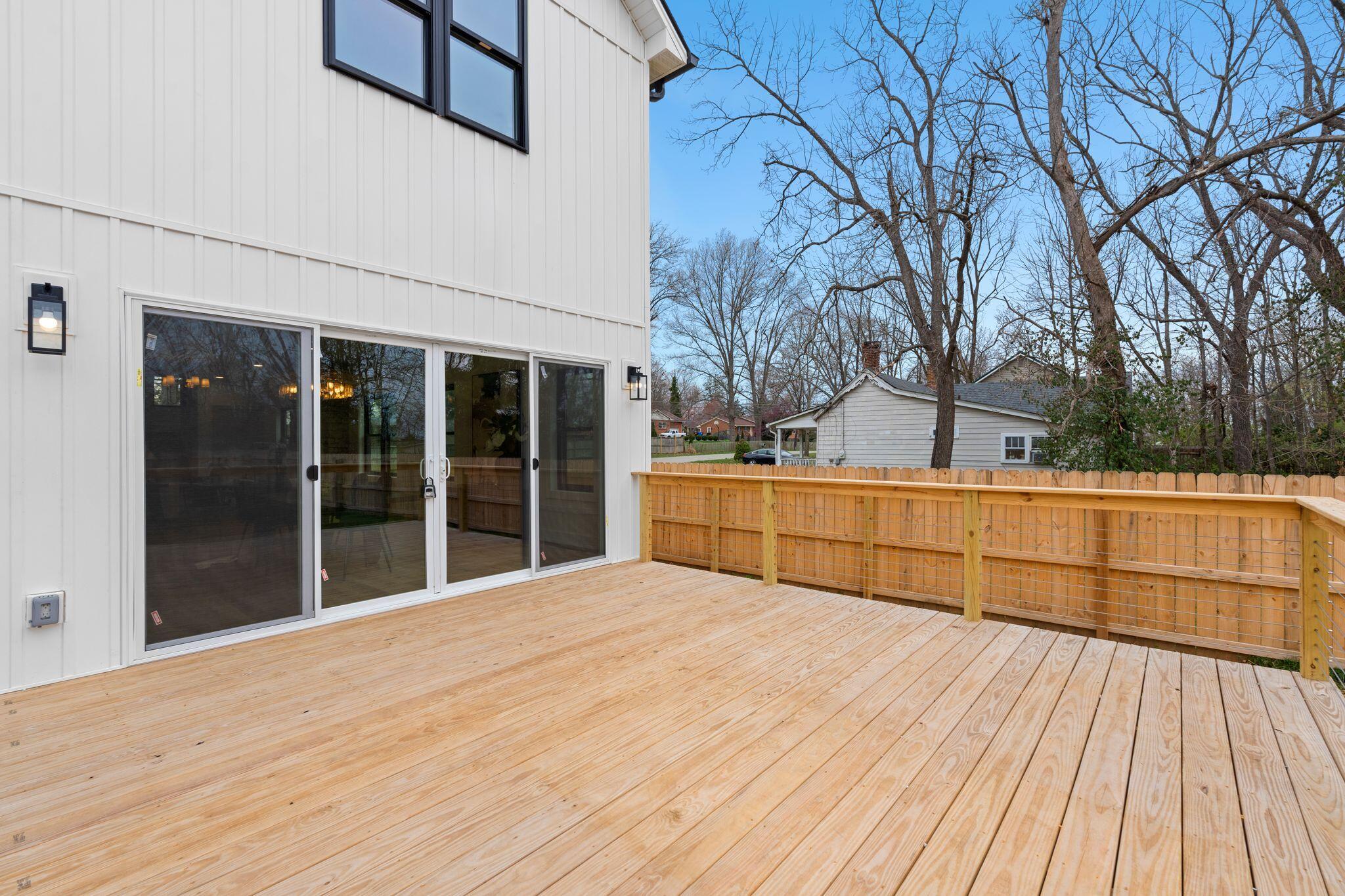 242 West Stephens Street