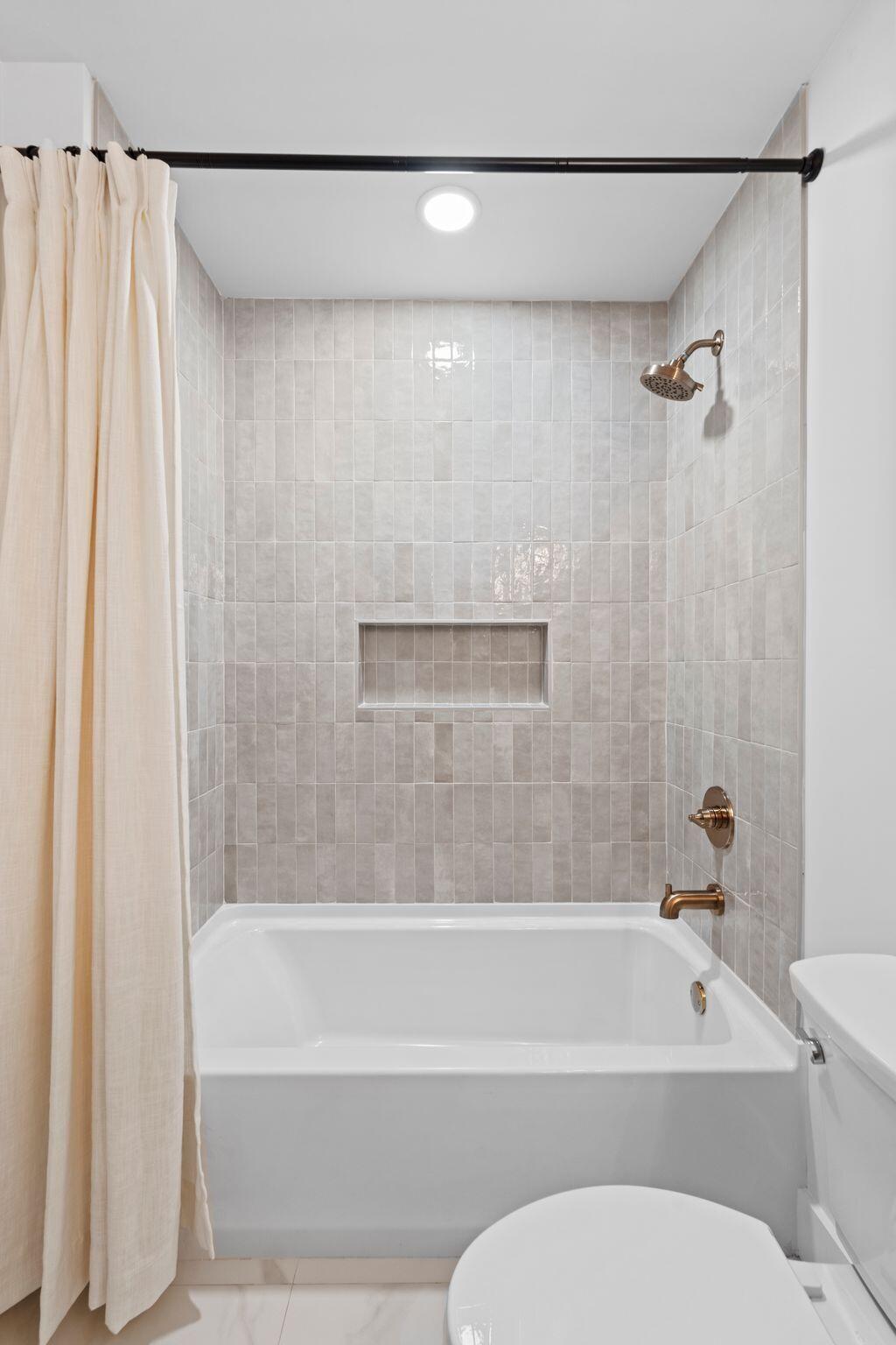 242 West Stephens Street