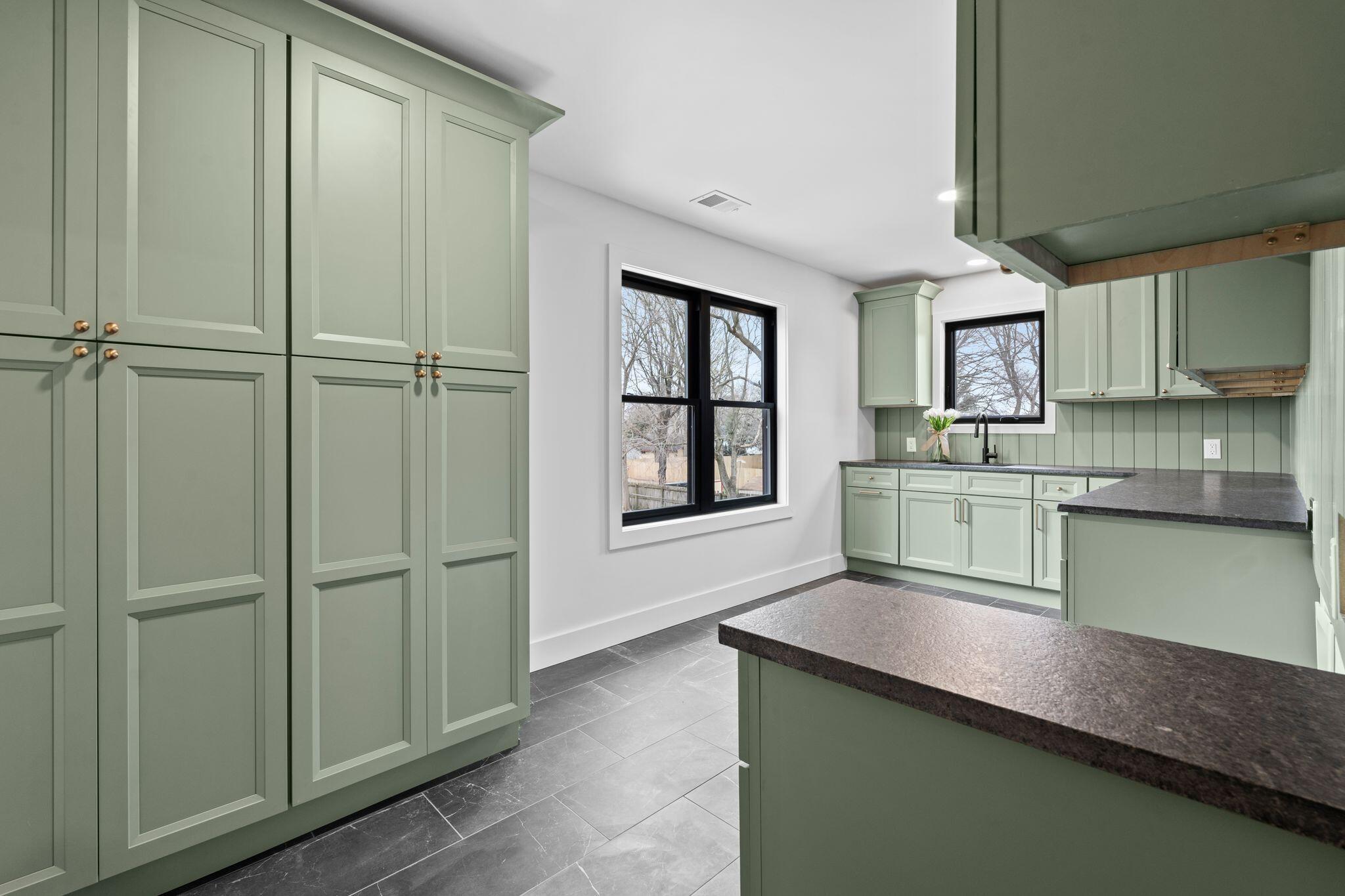 242 West Stephens Street