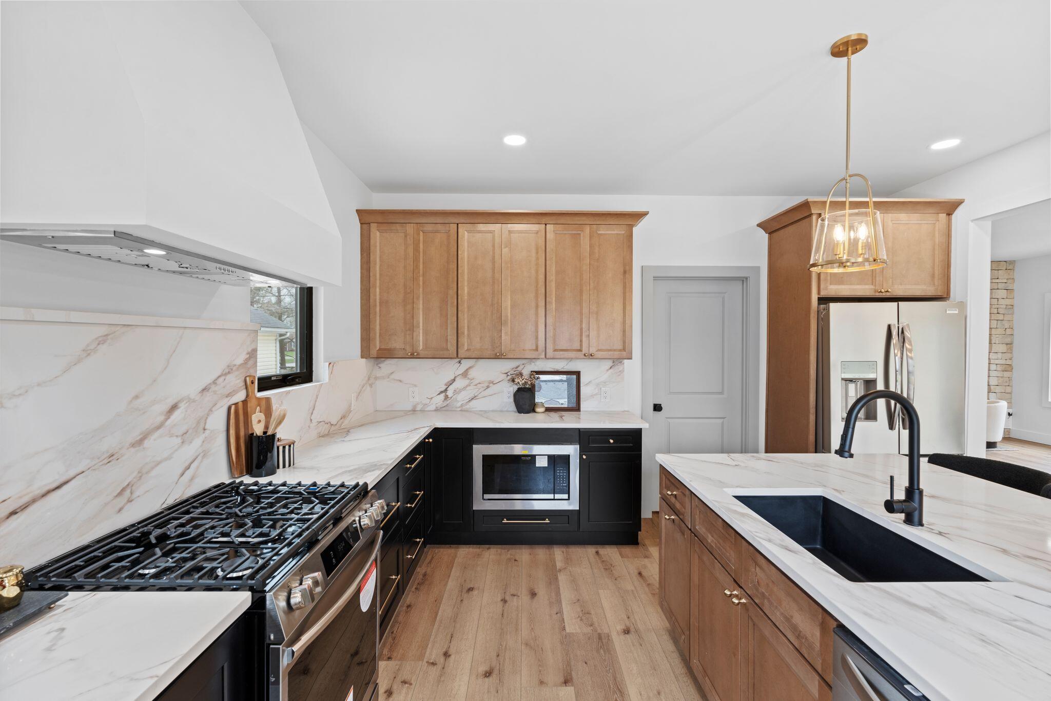 242 West Stephens Street