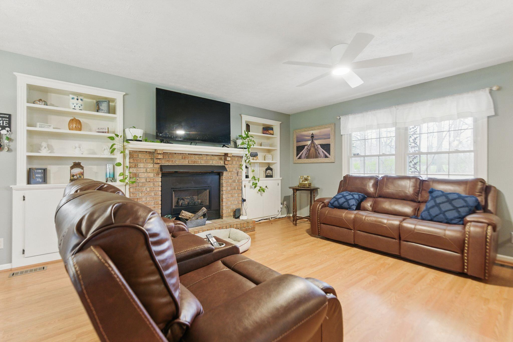 2294 Cardwell Ln Lane