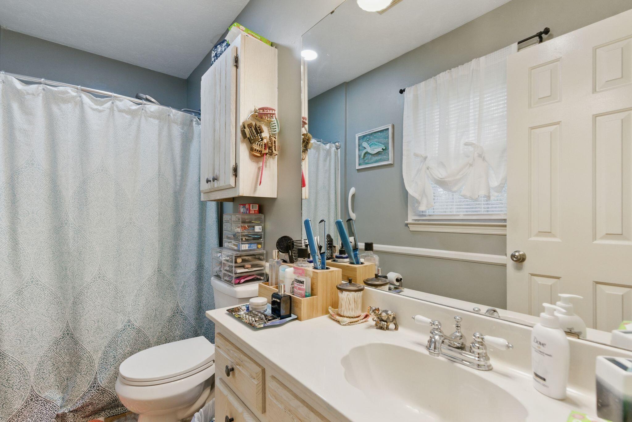 2294 Cardwell Ln Lane