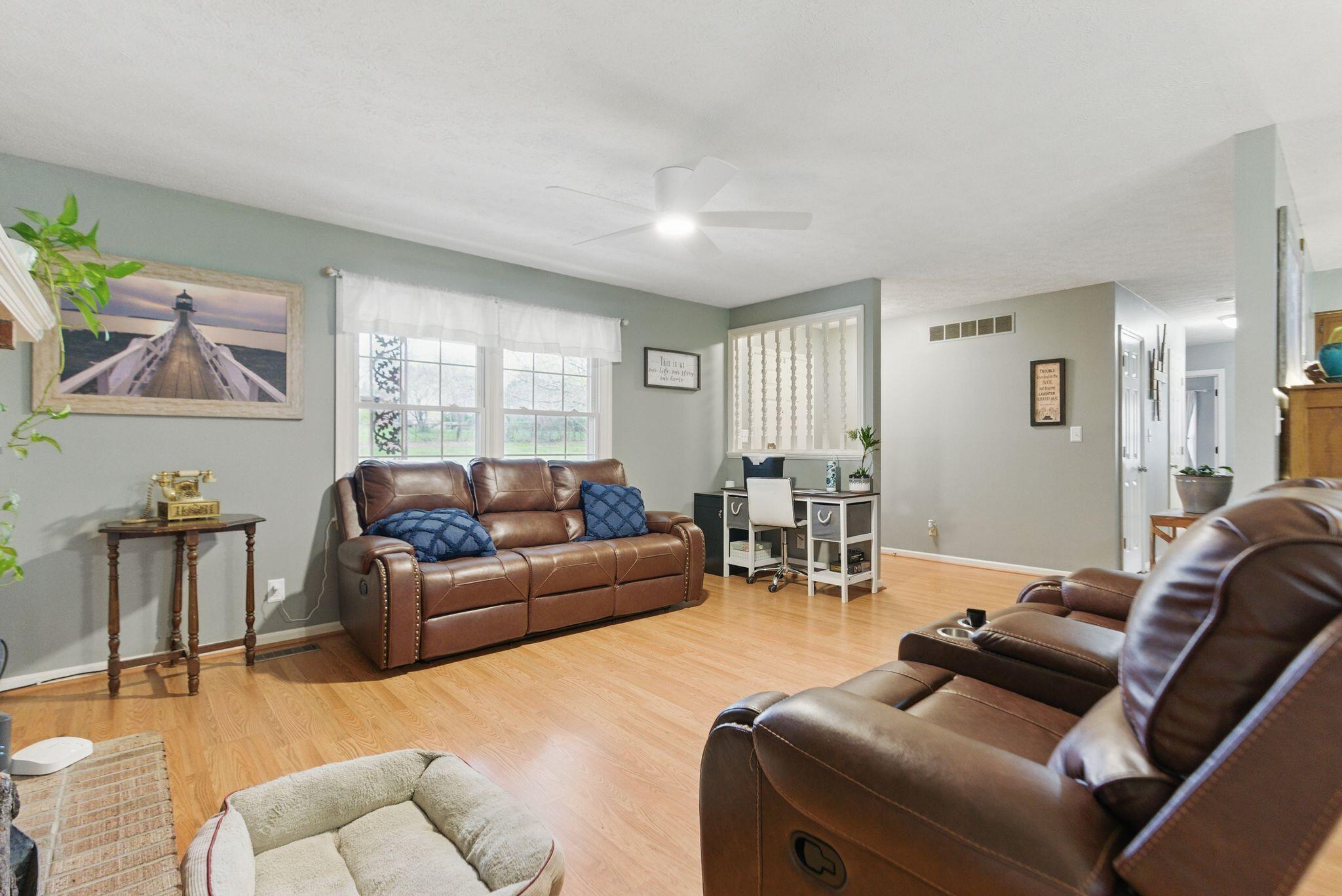 2294 Cardwell Ln Lane