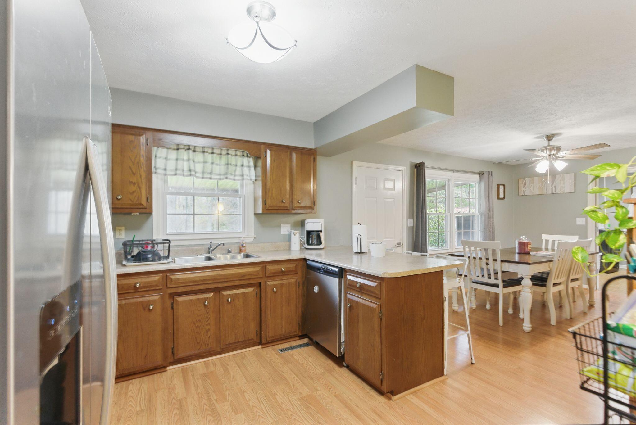 2294 Cardwell Ln Lane
