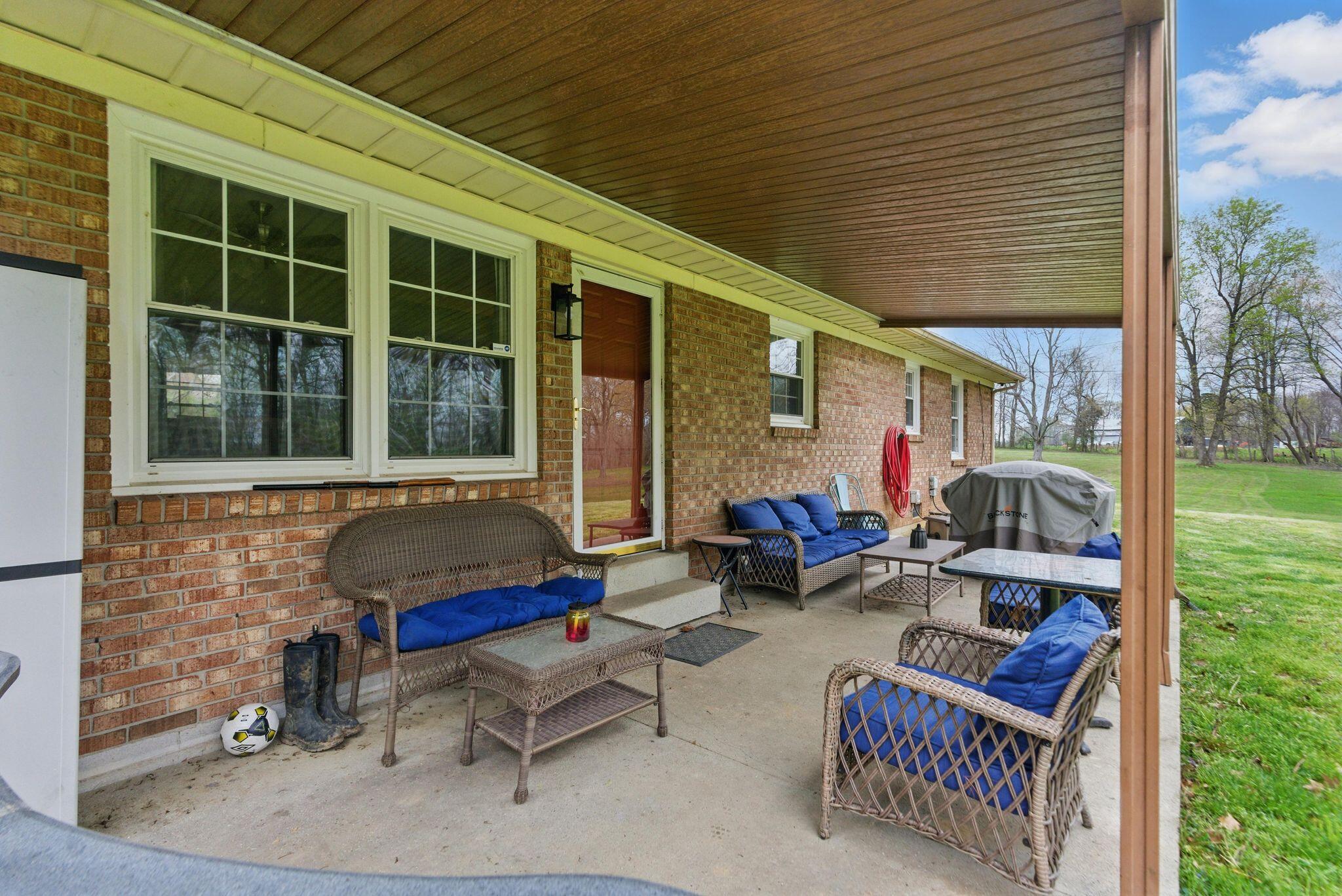 2294 Cardwell Ln Lane