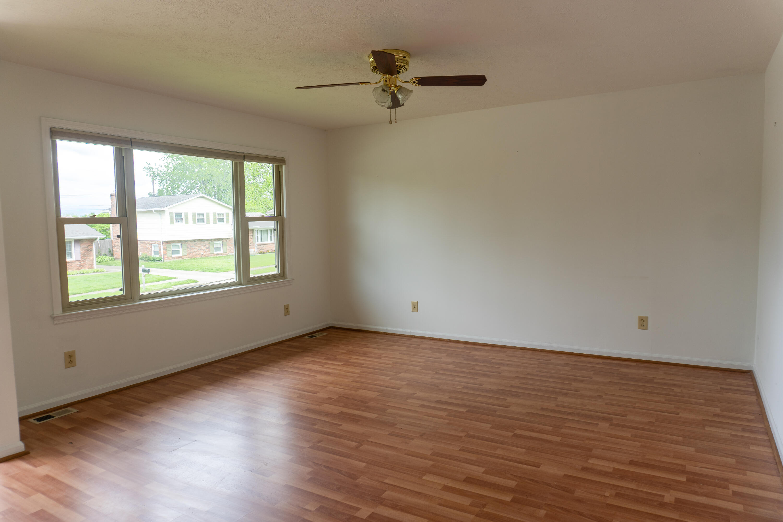 266 Tangley Way