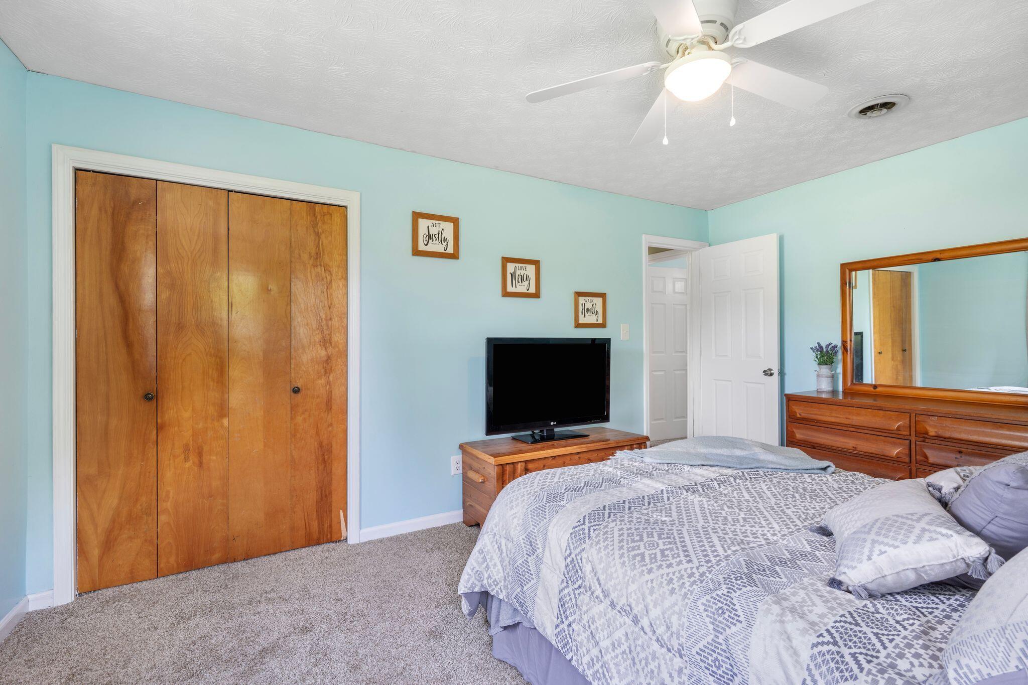142 Edgewood Drive