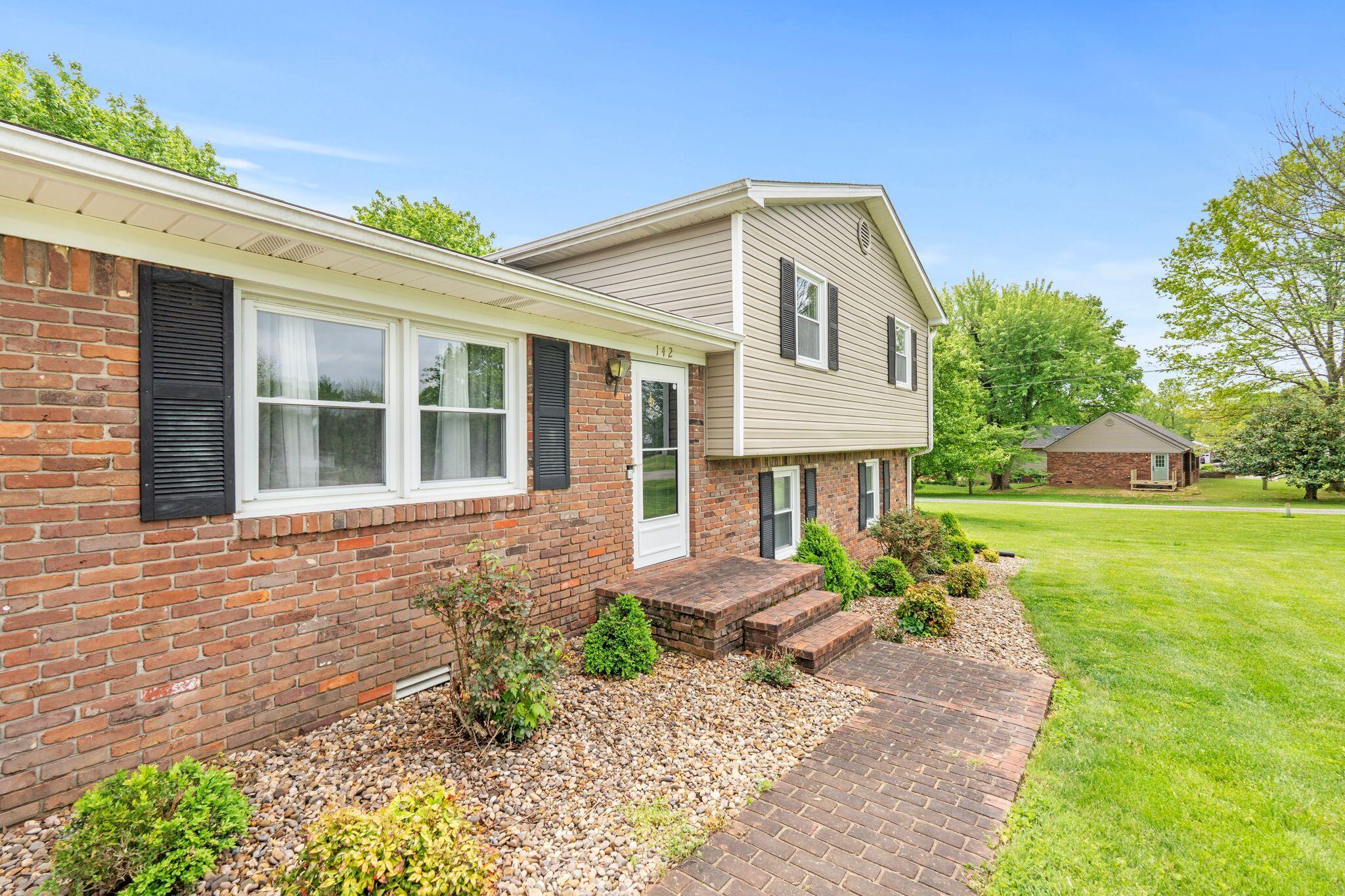 142 Edgewood Drive