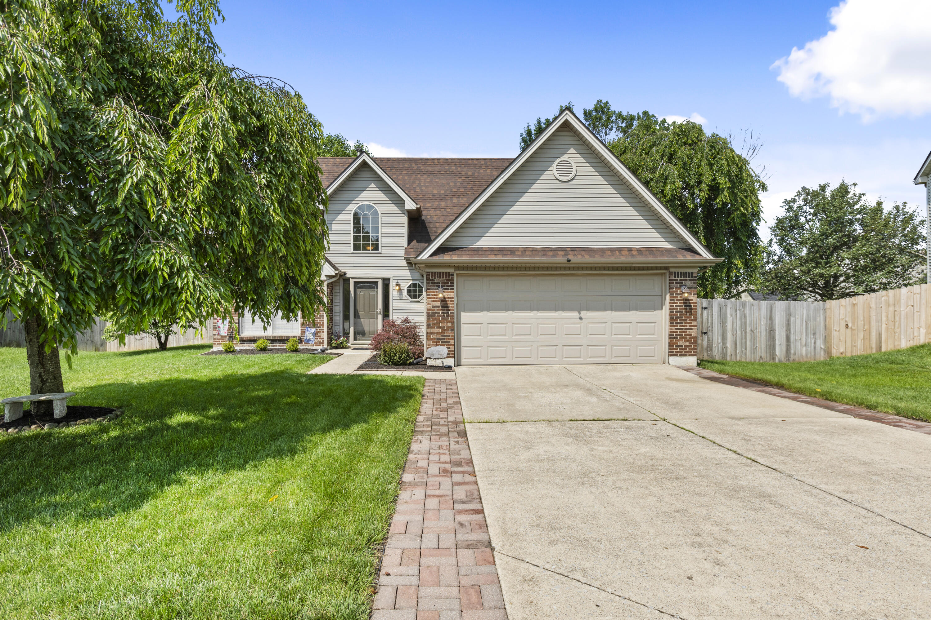 102 Dickinson Court