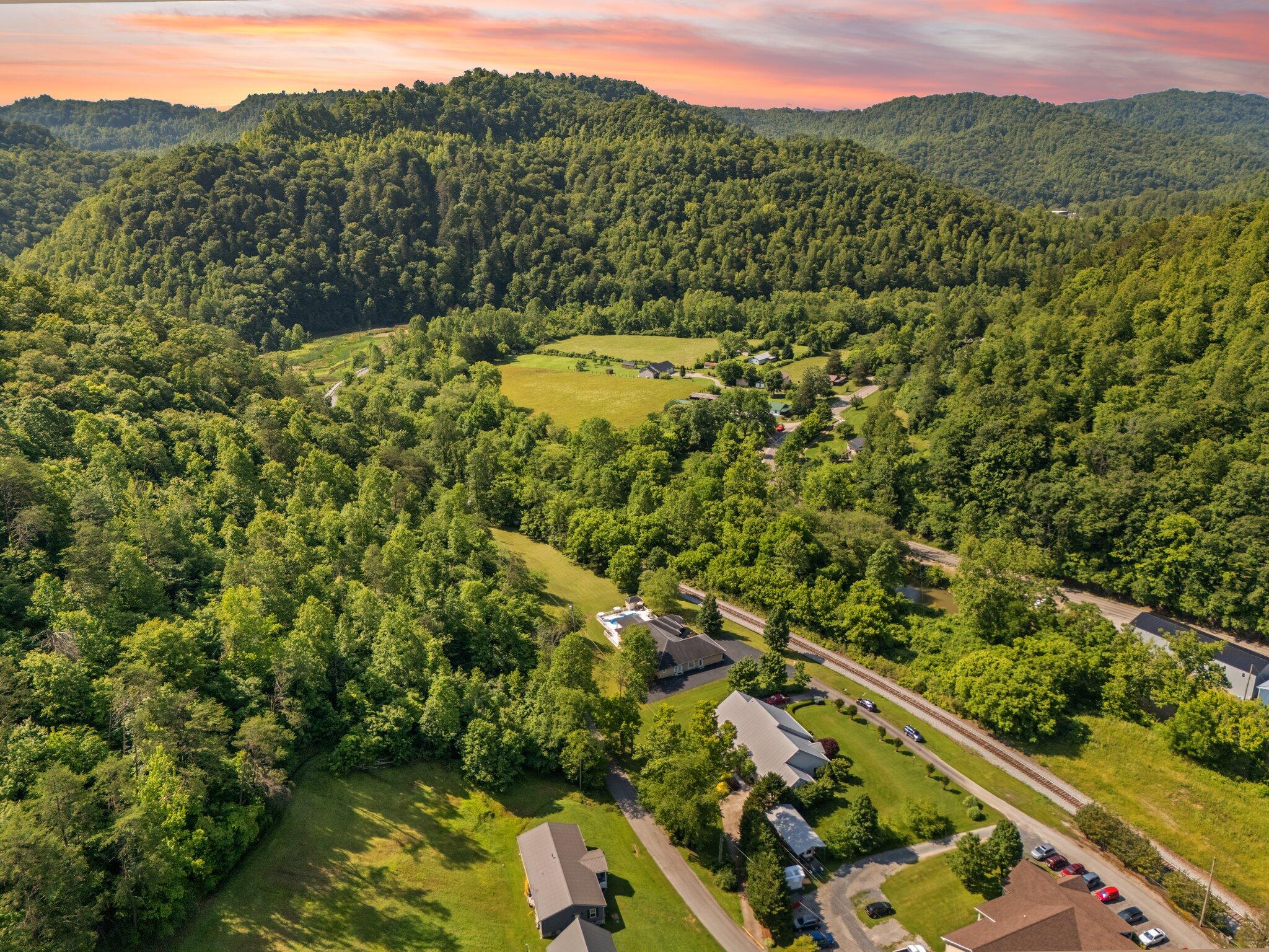 95 Reel View Drive