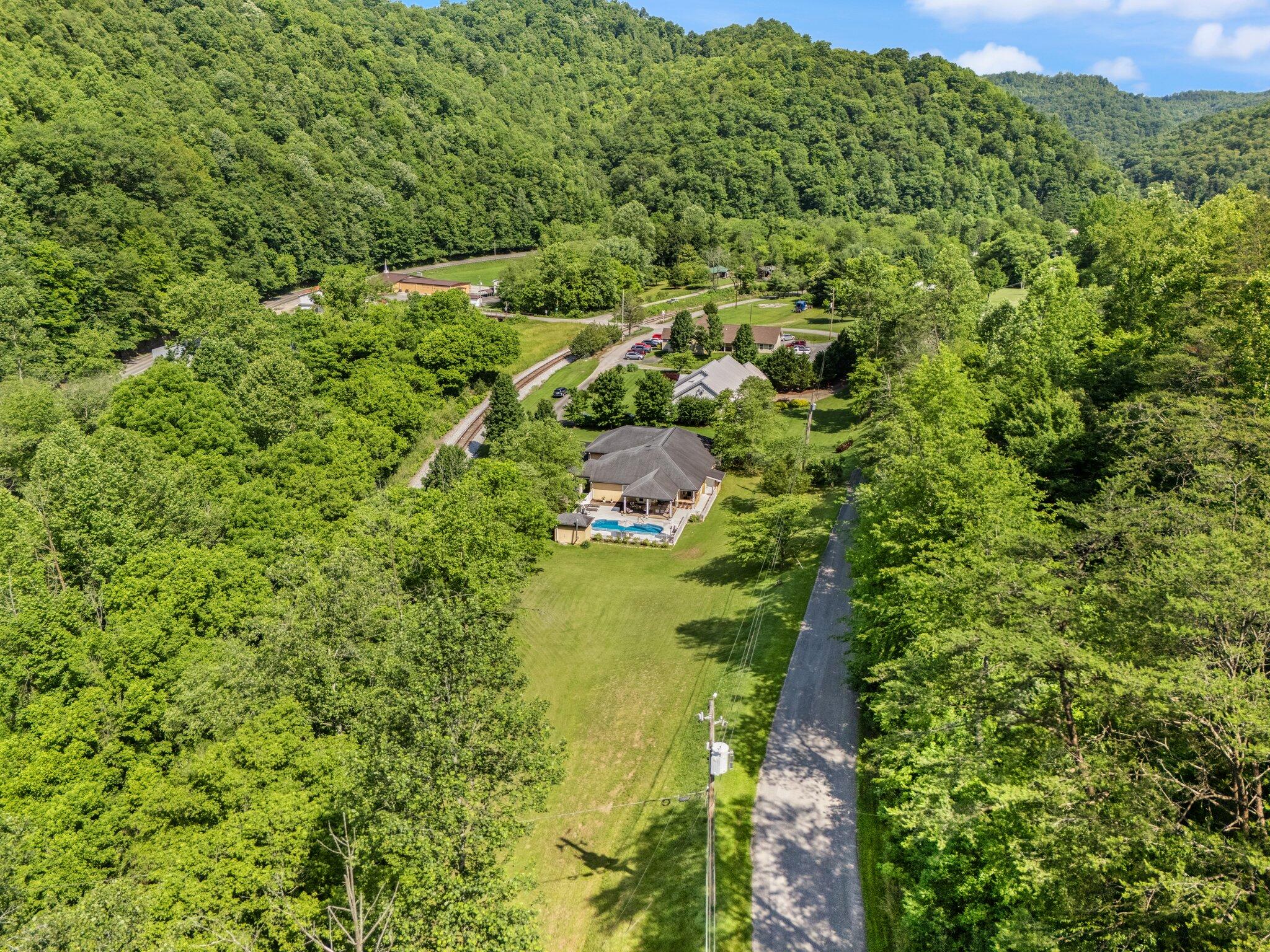95 Reel View Drive