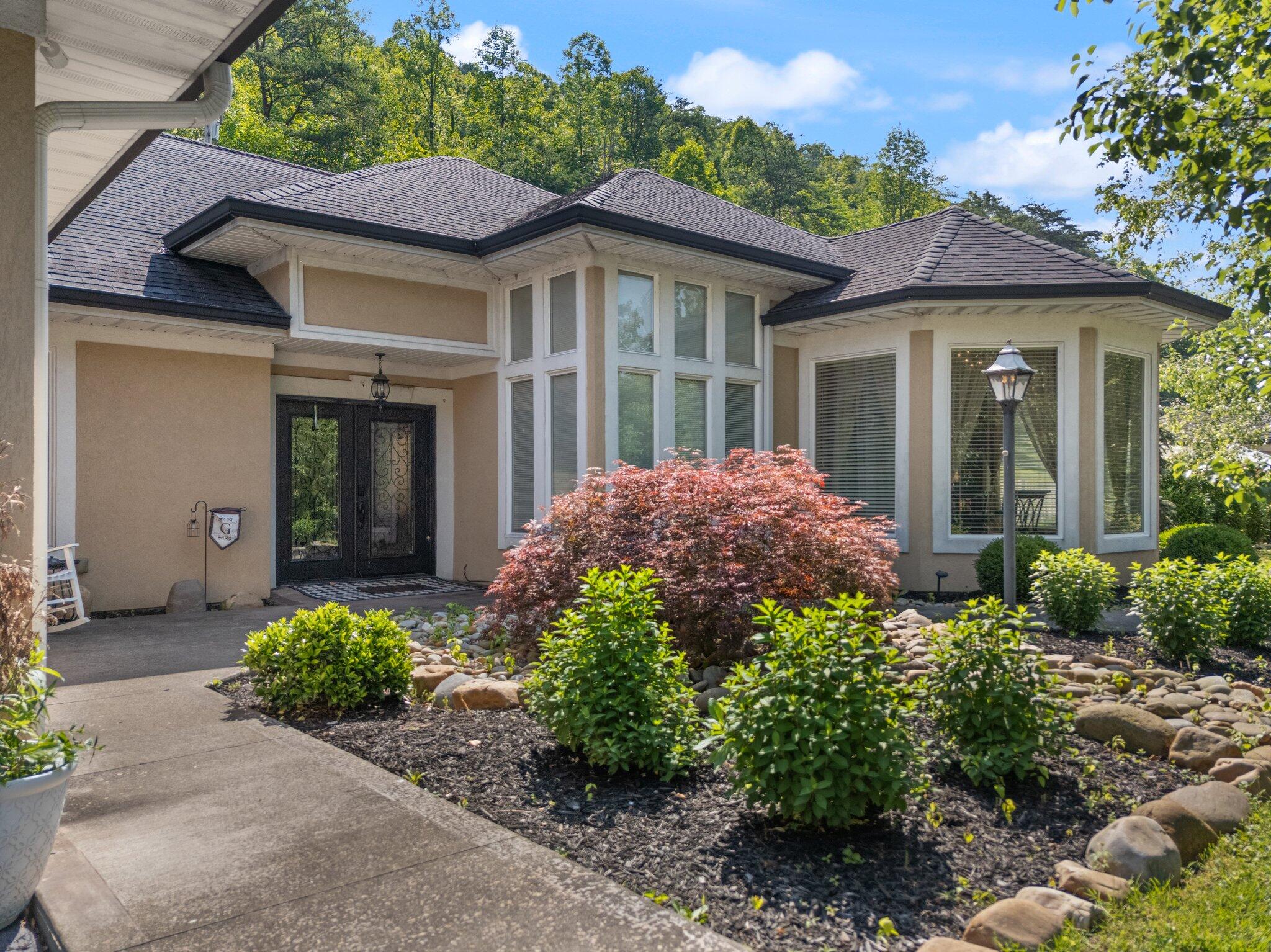 95 Reel View Drive