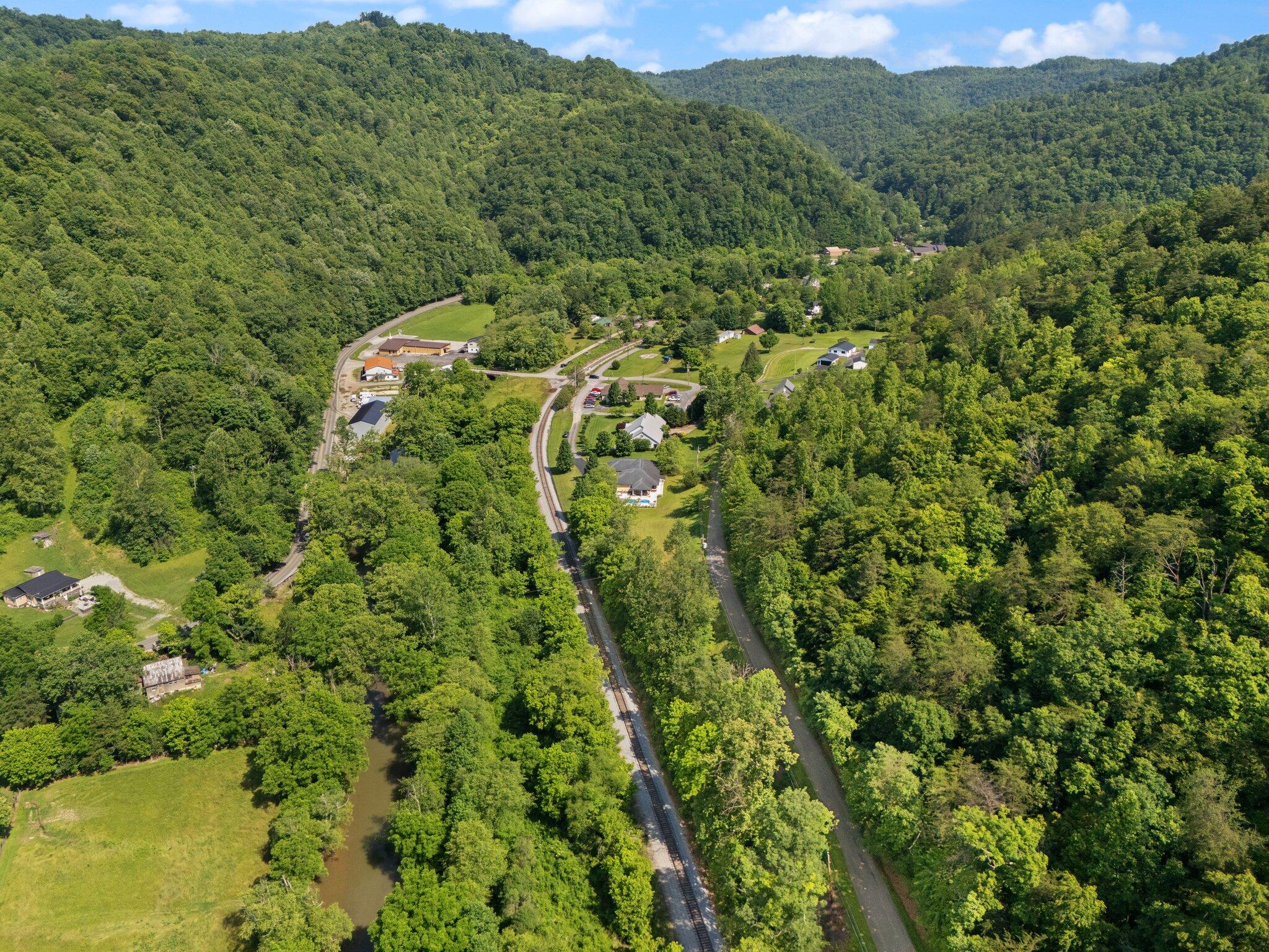 95 Reel View Drive