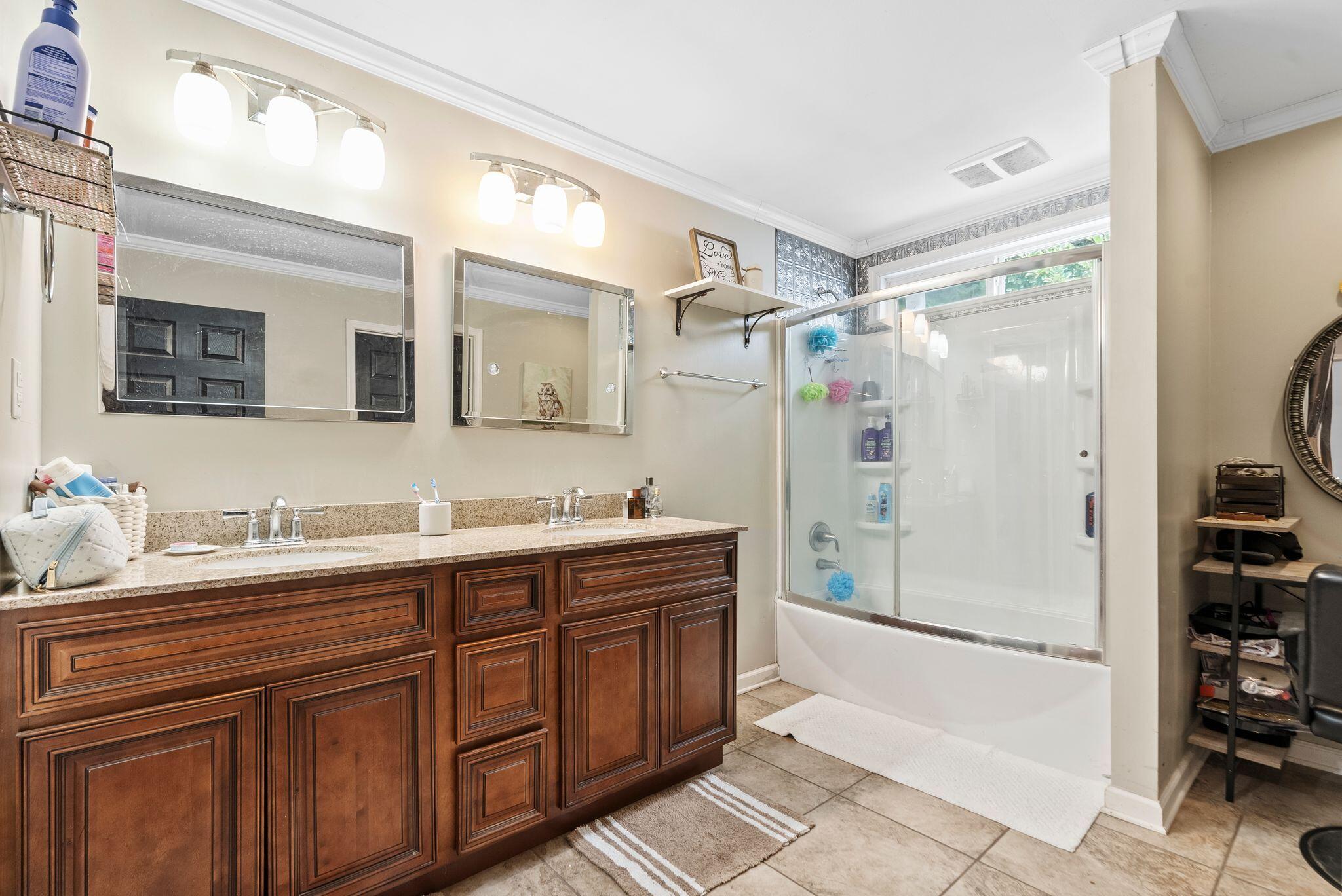 170 Davistown Road
