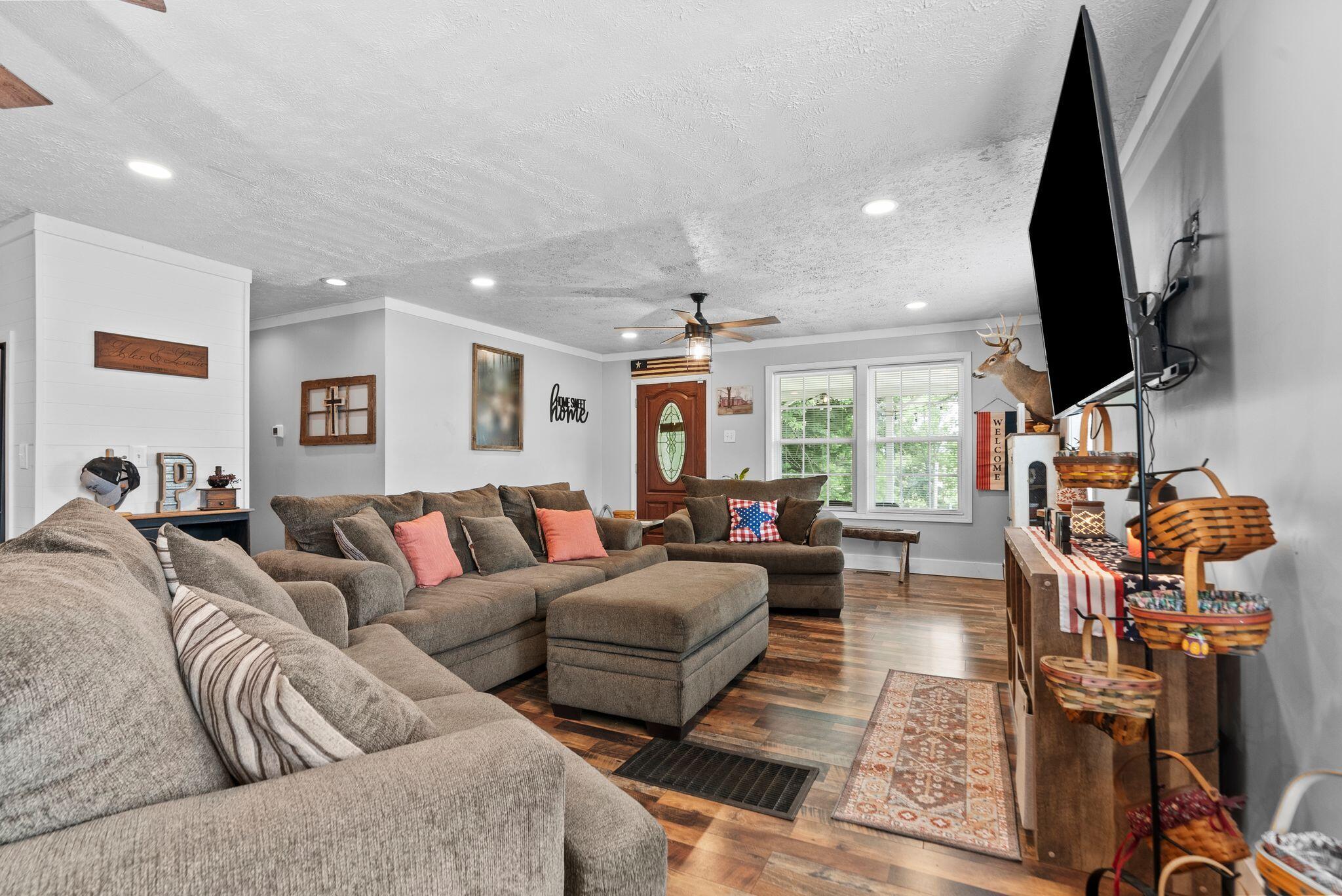 170 Davistown Road