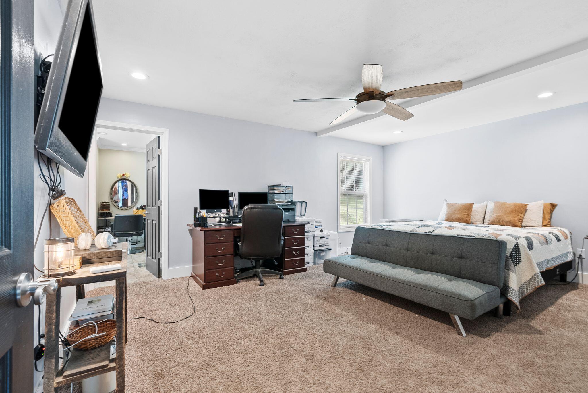 170 Davistown Road
