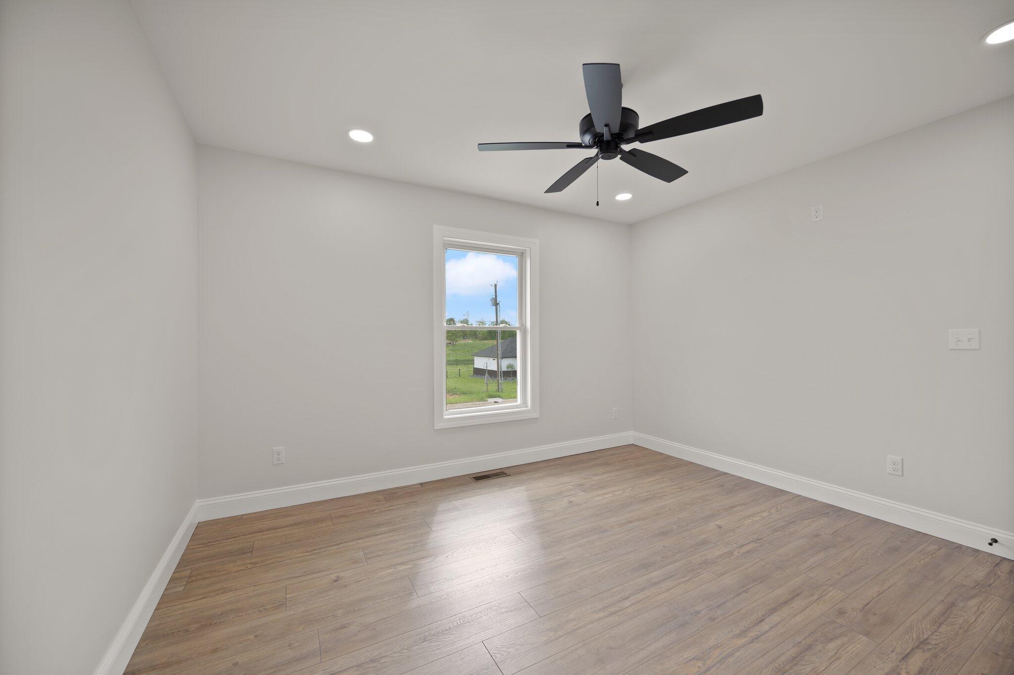 14 Hallies Way