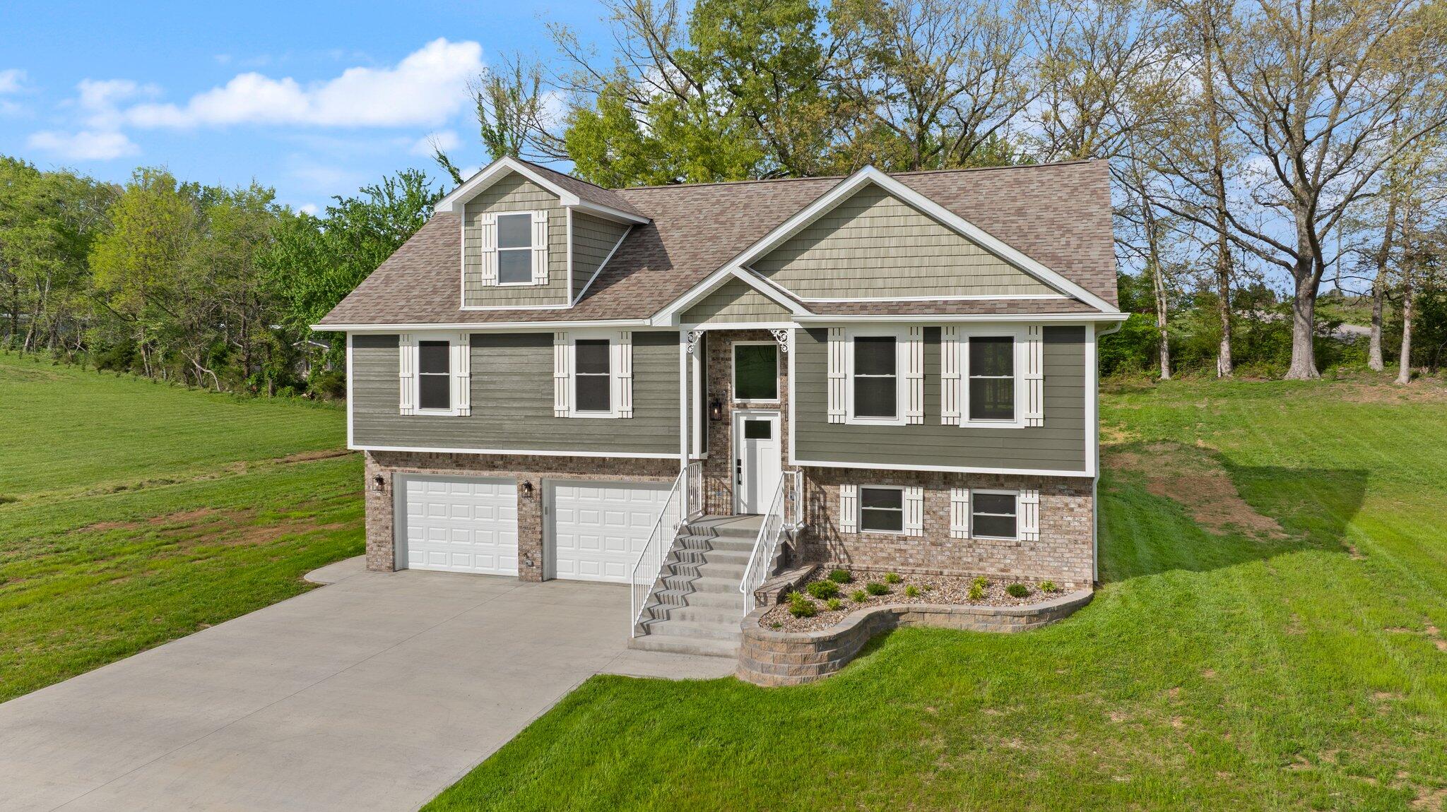 14 Hallies Way
