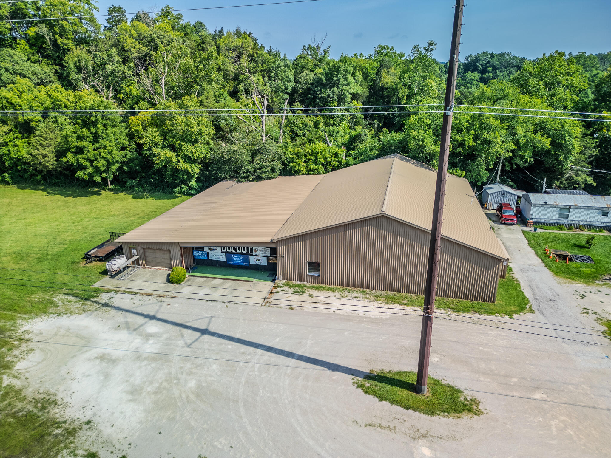 3464 Louisville Road