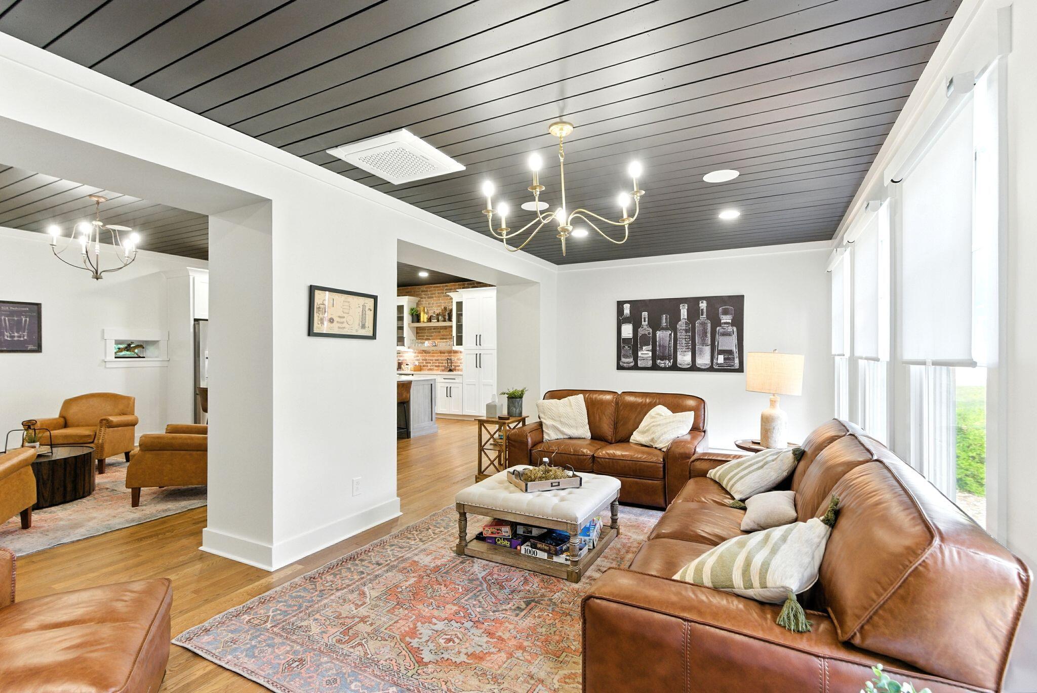 311 W Third Street