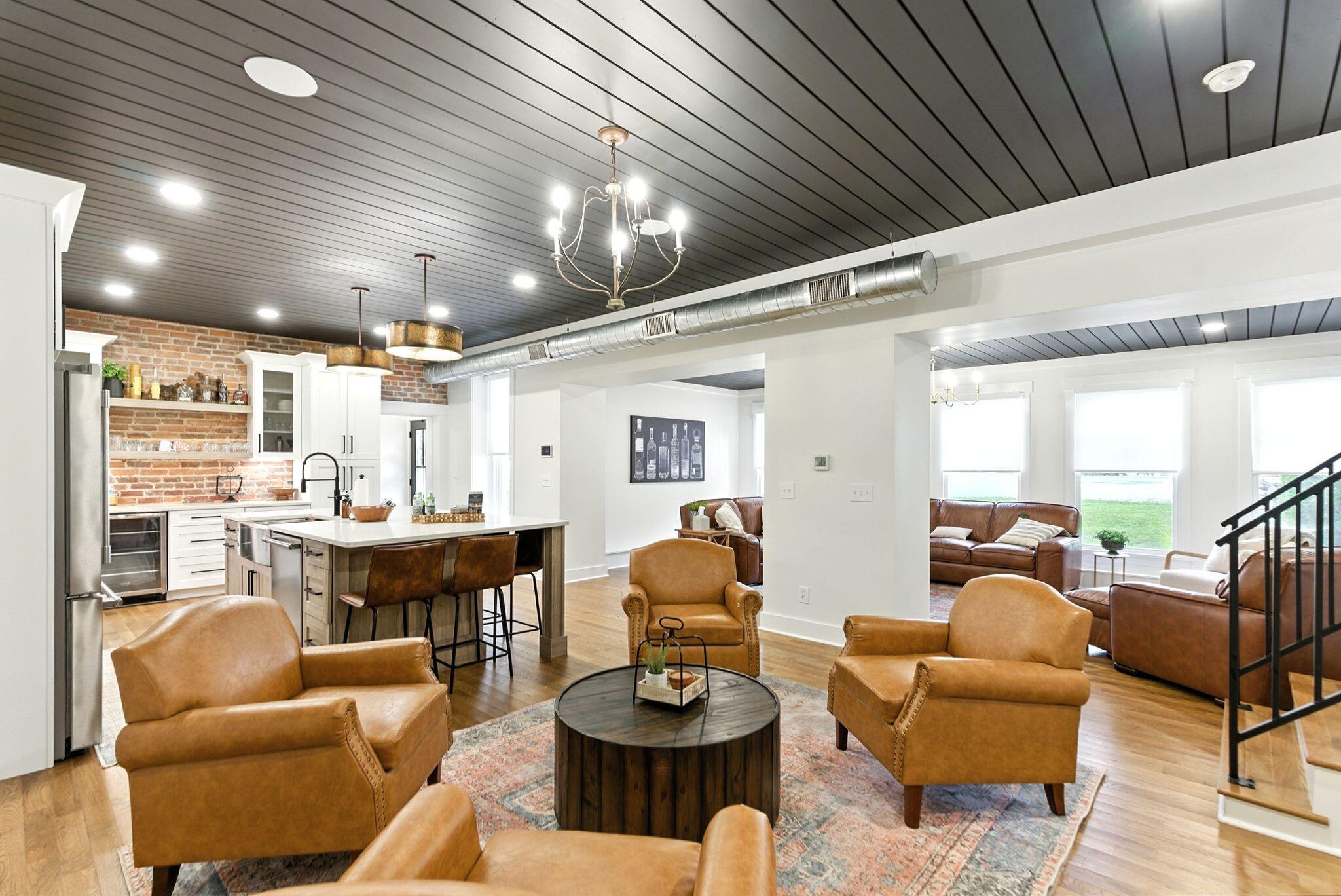311 W Third Street