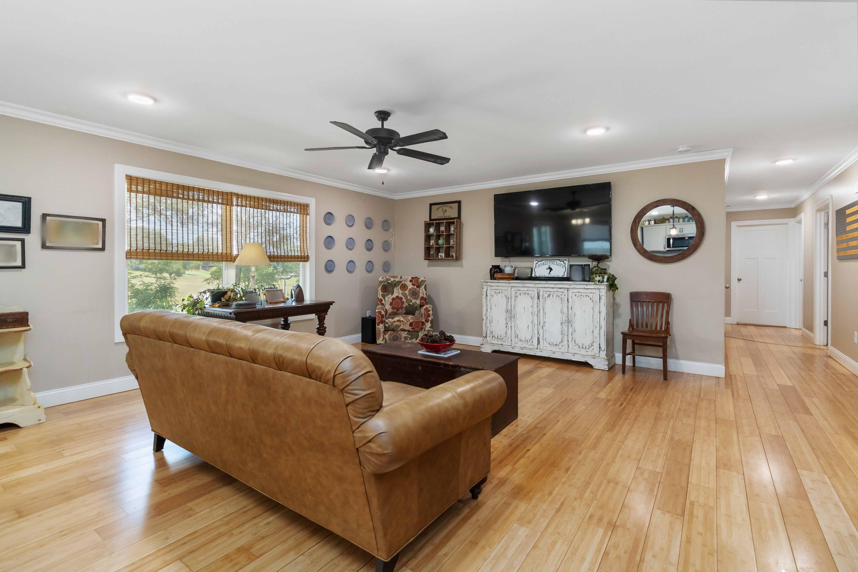 42 Grand Crossing Drive