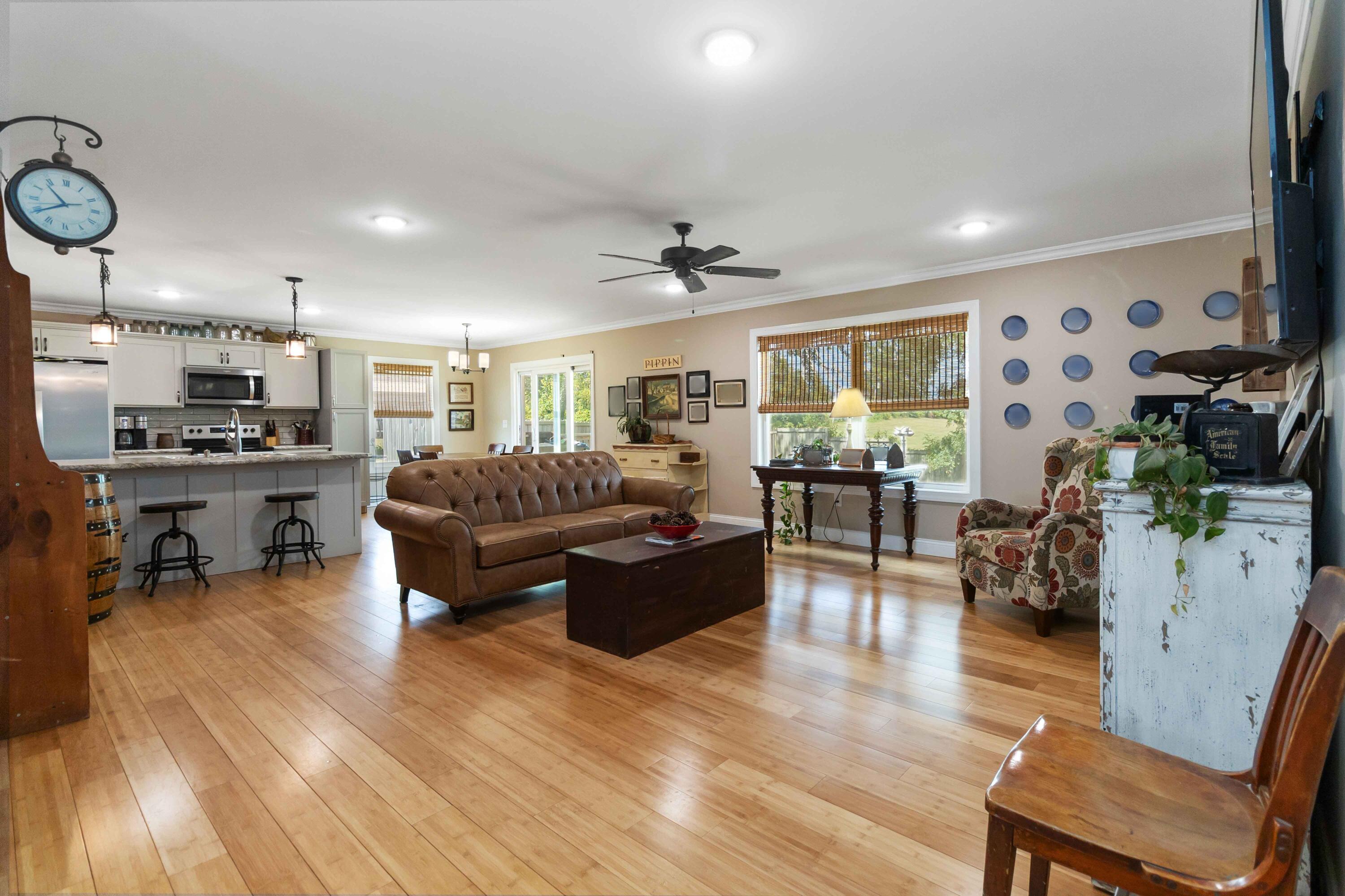 42 Grand Crossing Drive