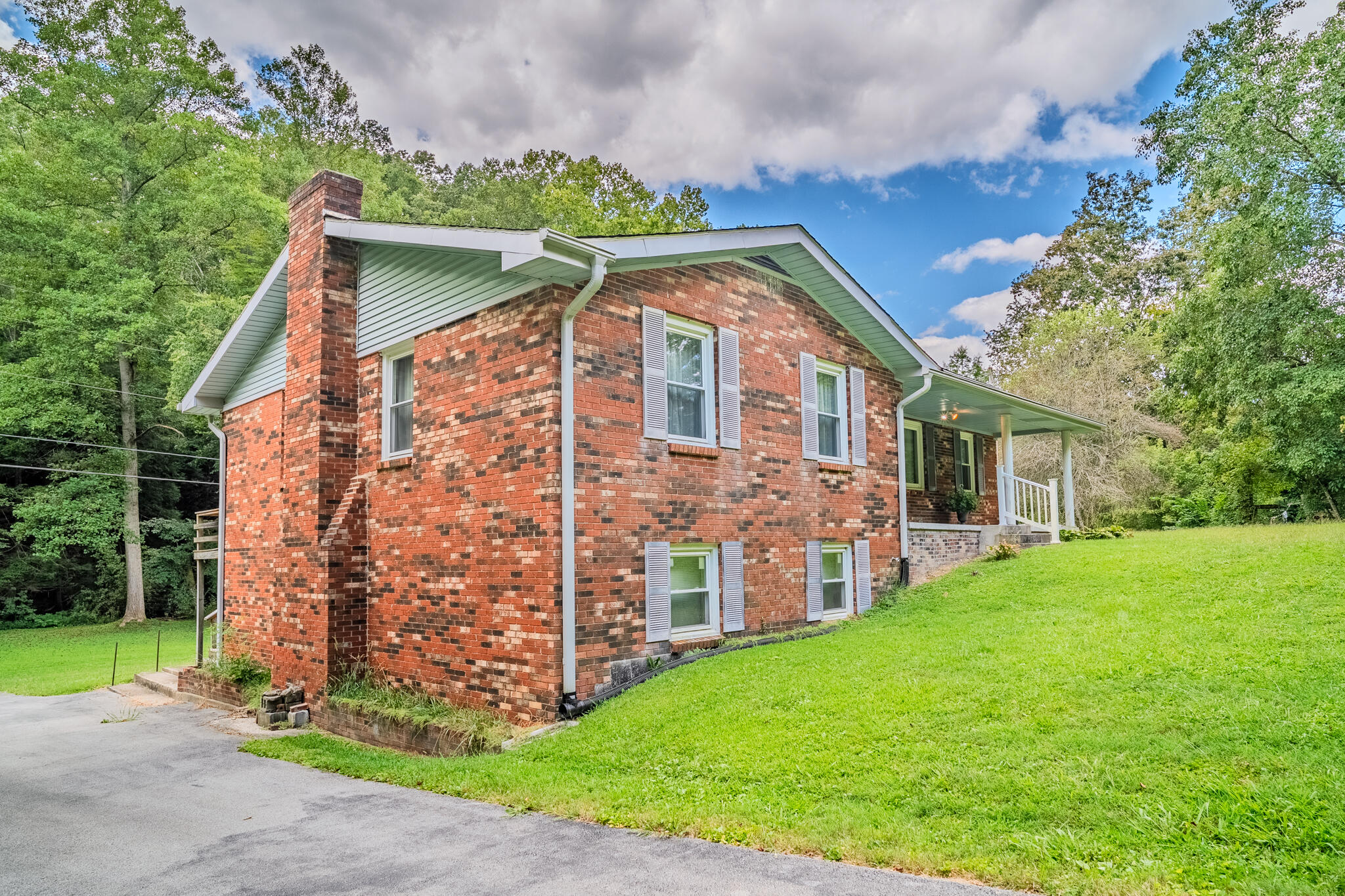 211 Tolan Branch Road