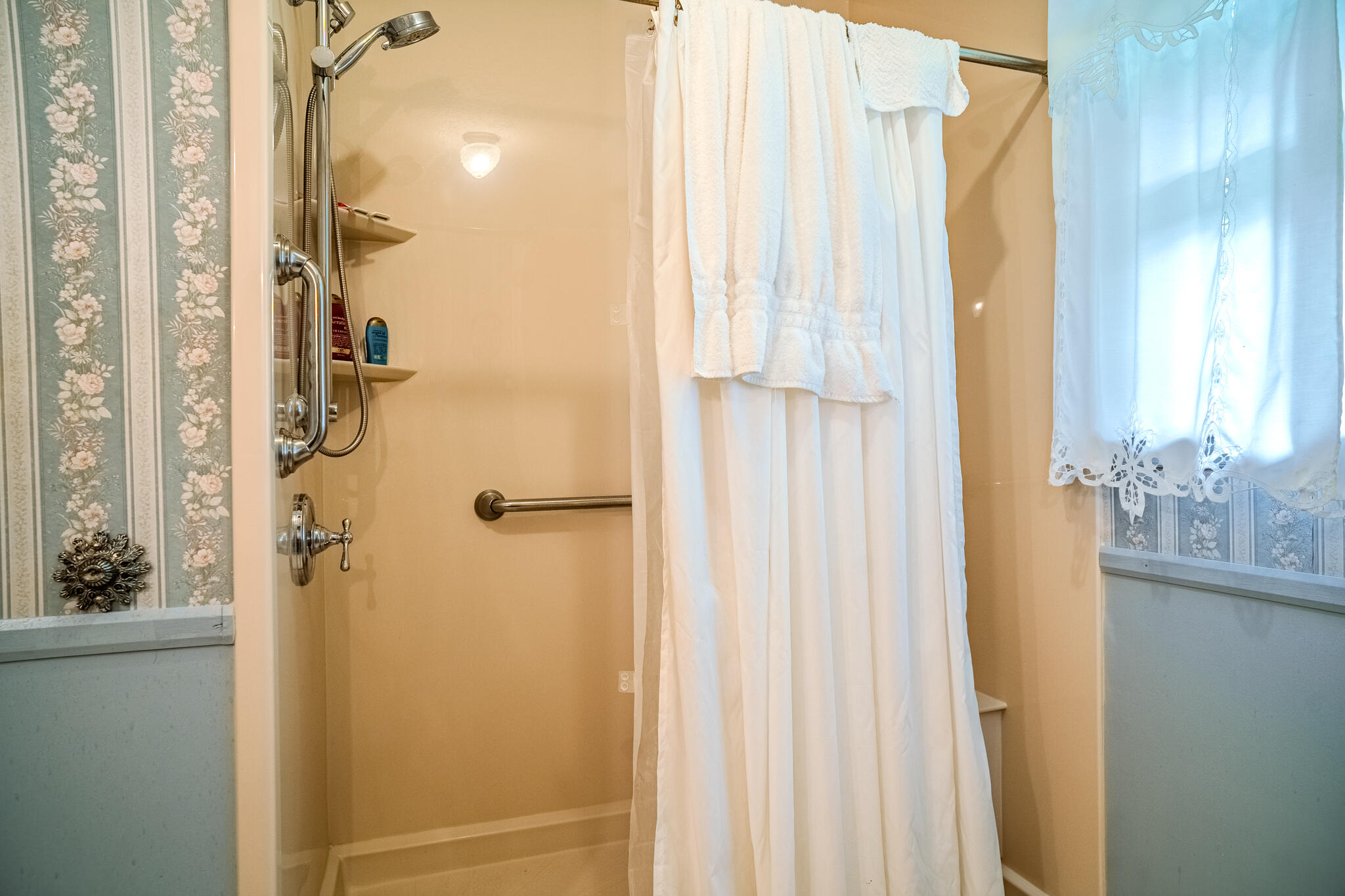 211 Tolan Branch Road