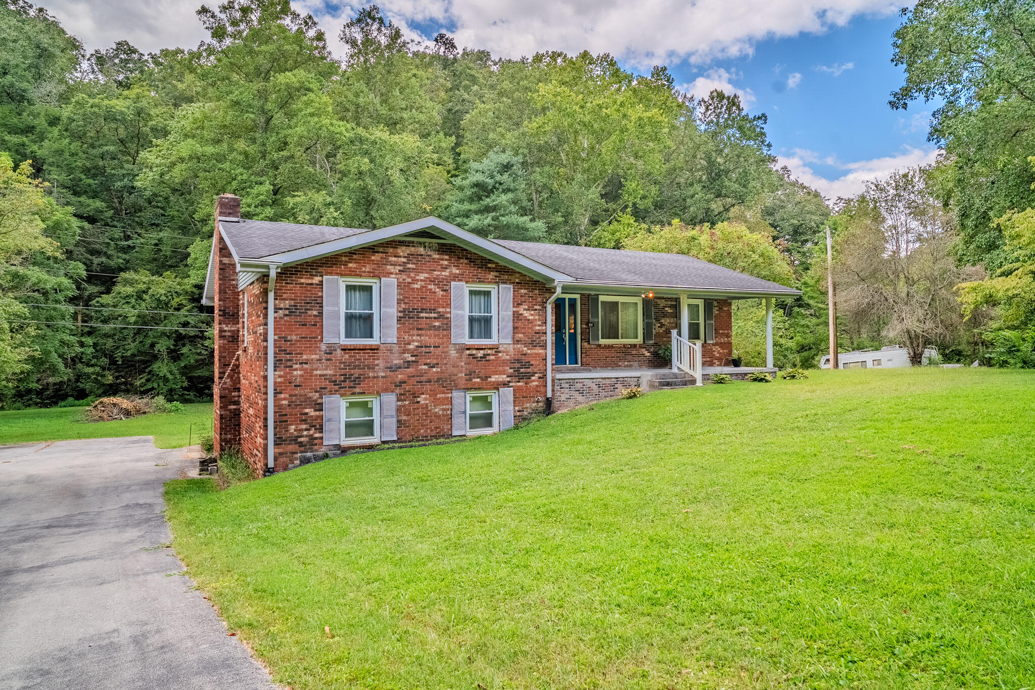 211 Tolan Branch Road