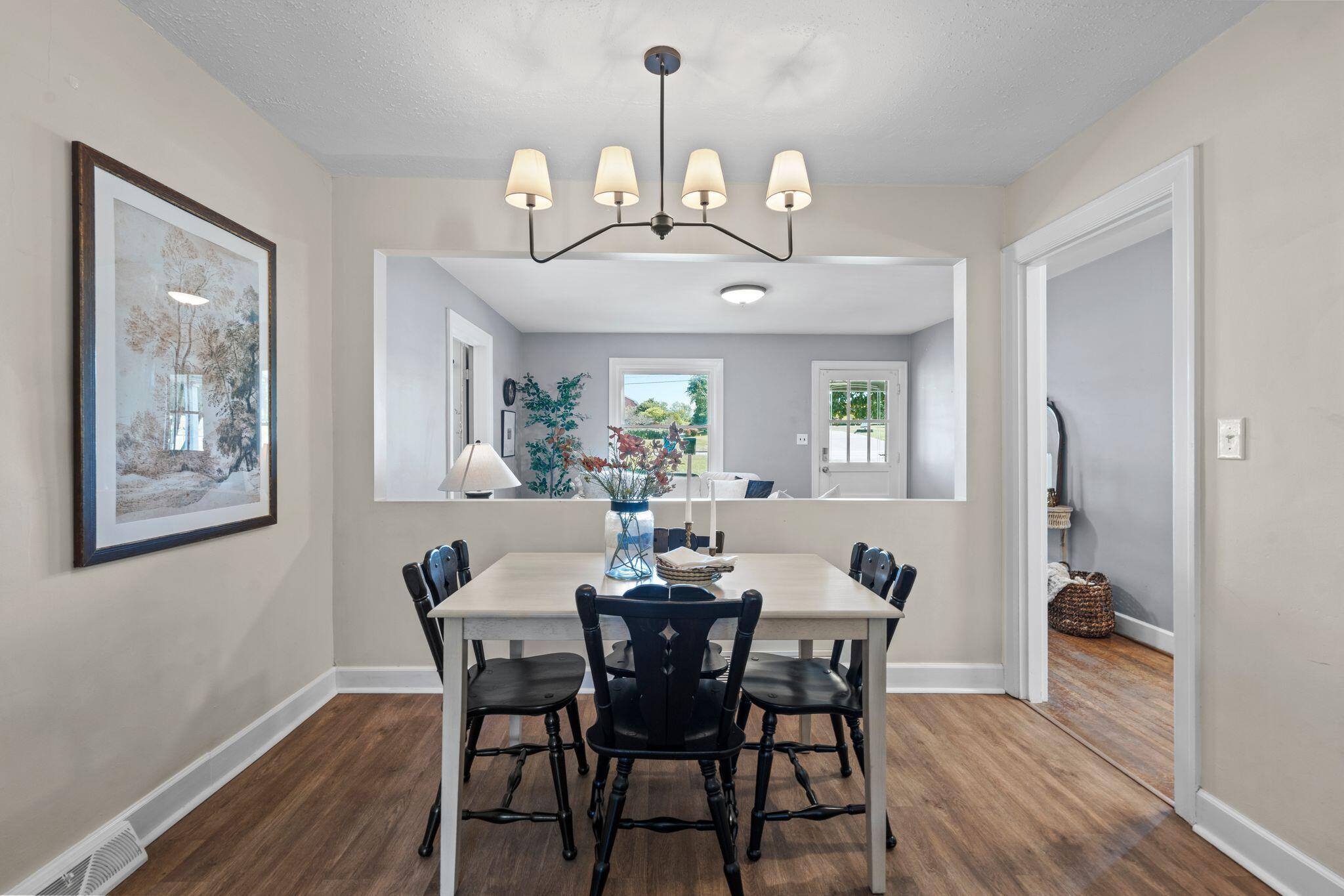 1339 Lexington Road