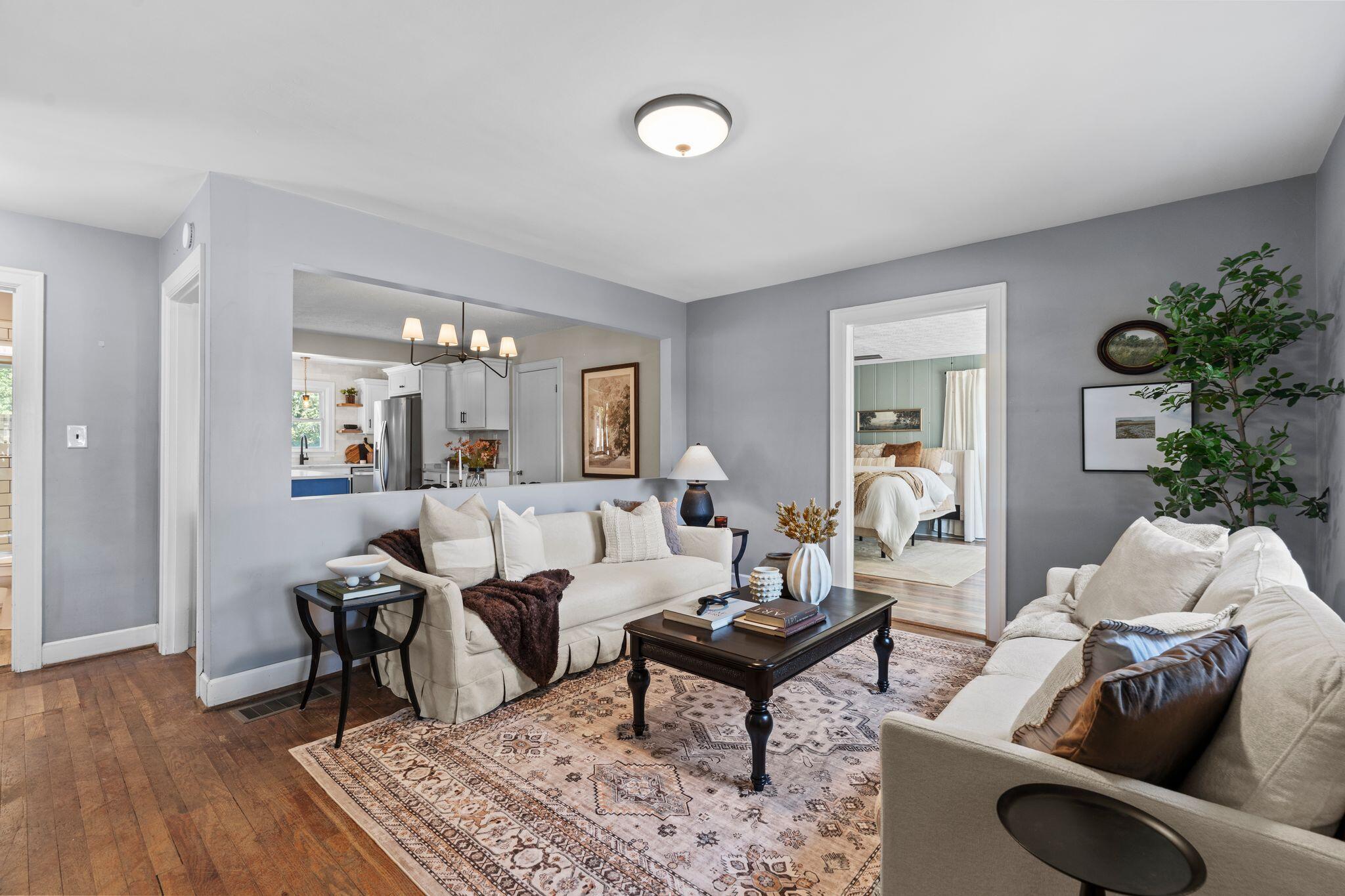 1339 Lexington Road