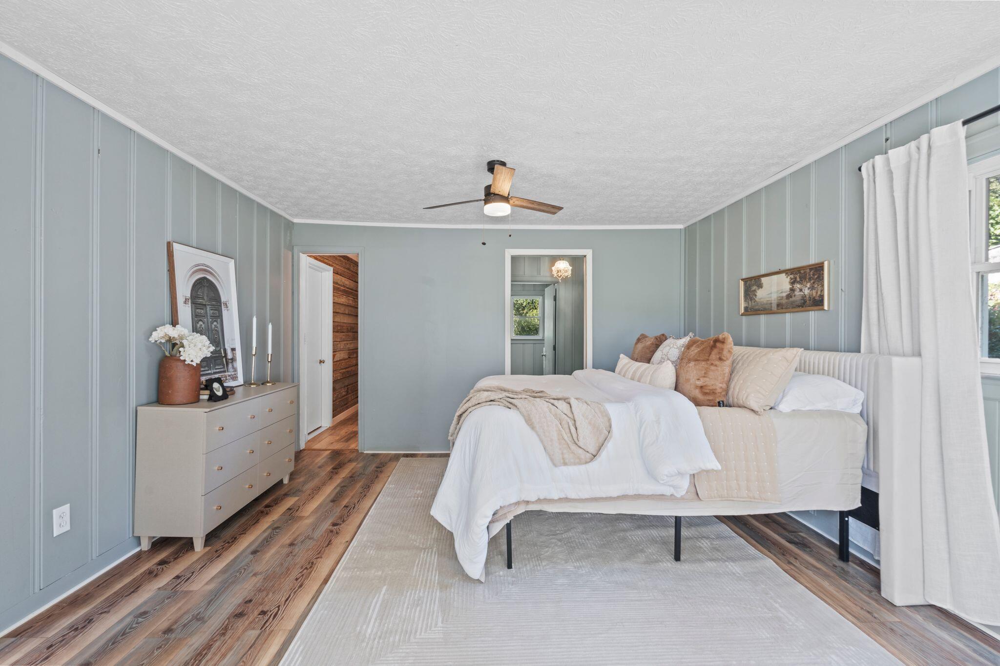 1339 Lexington Road