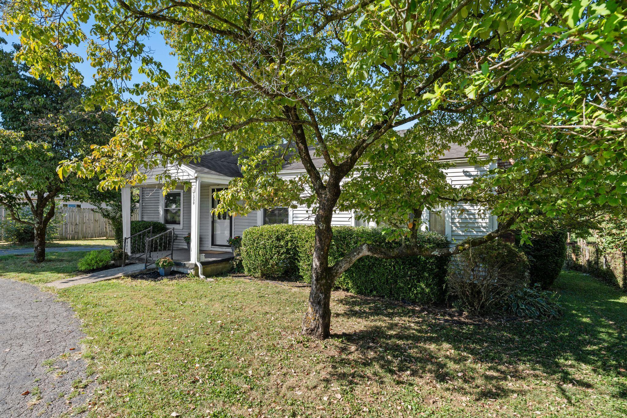 1339 Lexington Road