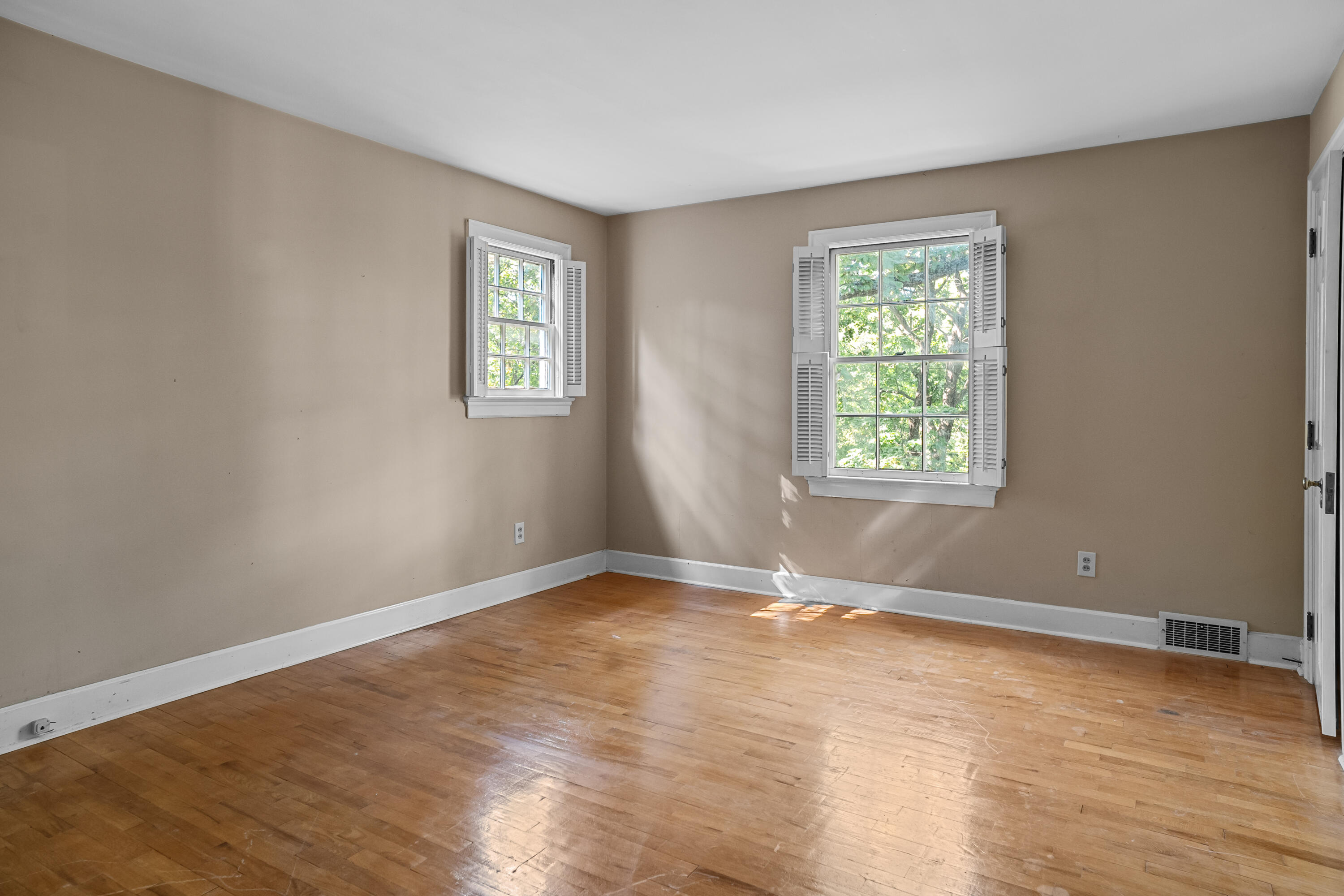111 Tanglewood Drive