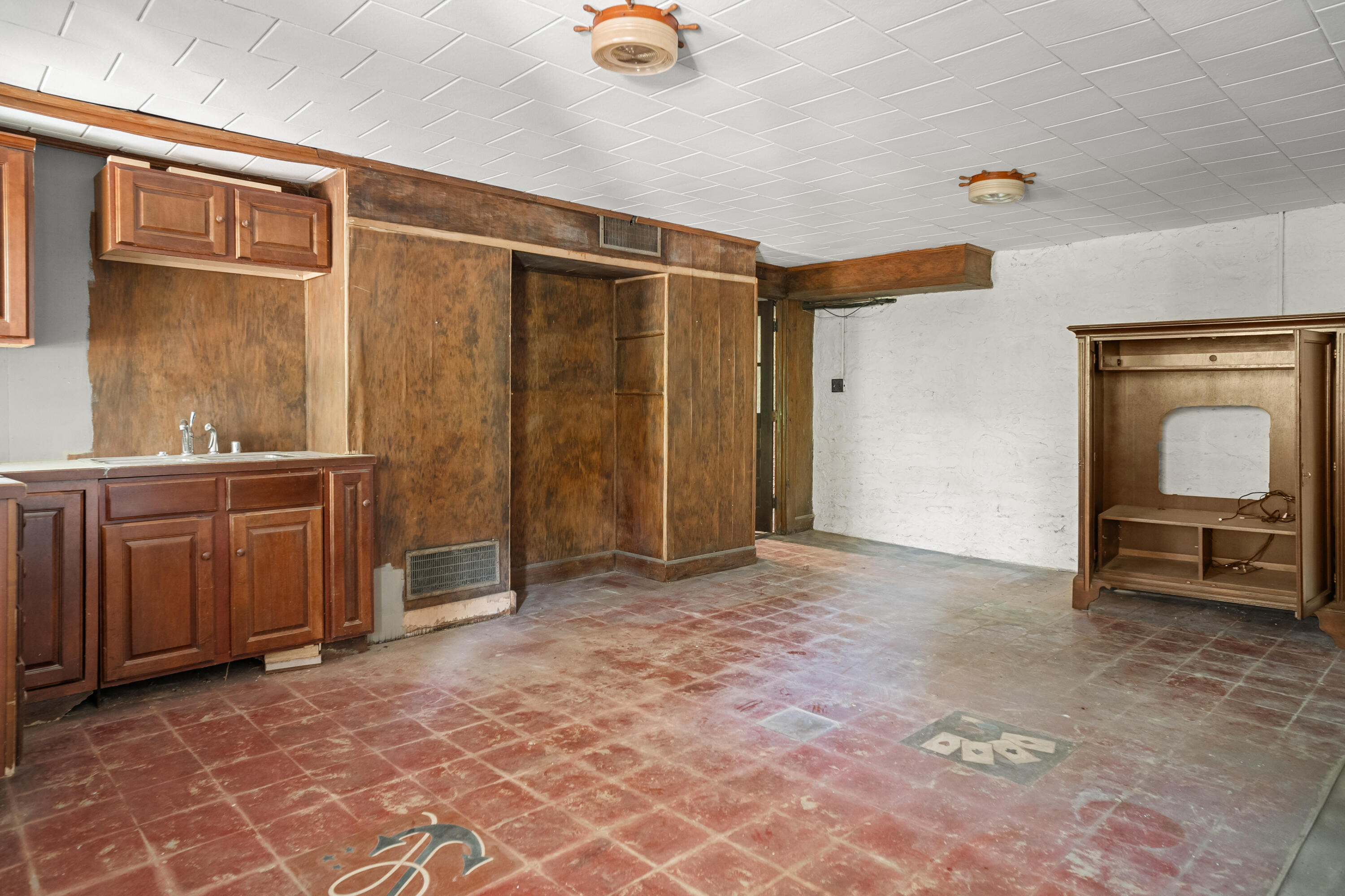 111 Tanglewood Drive