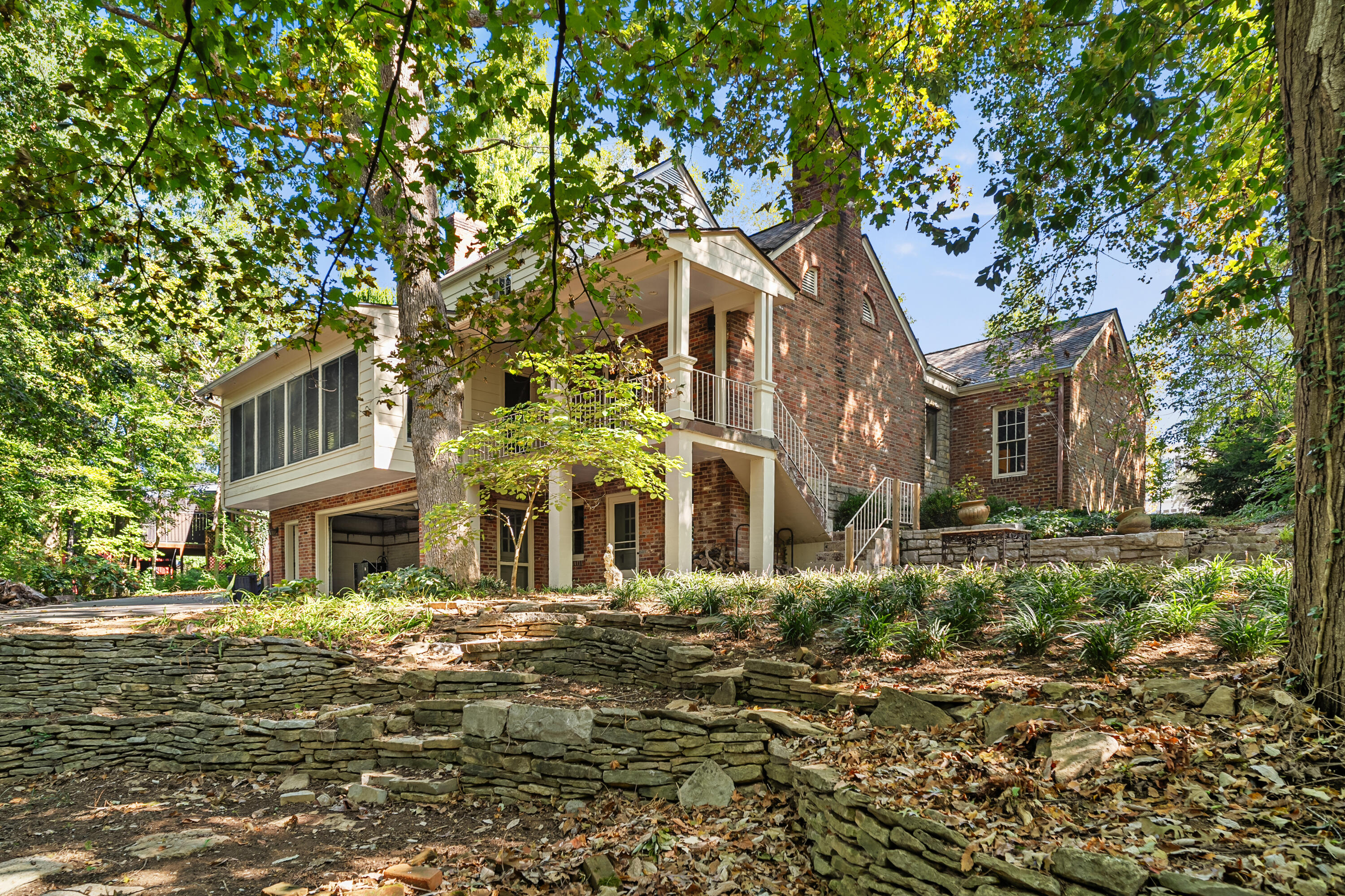 111 Tanglewood Drive