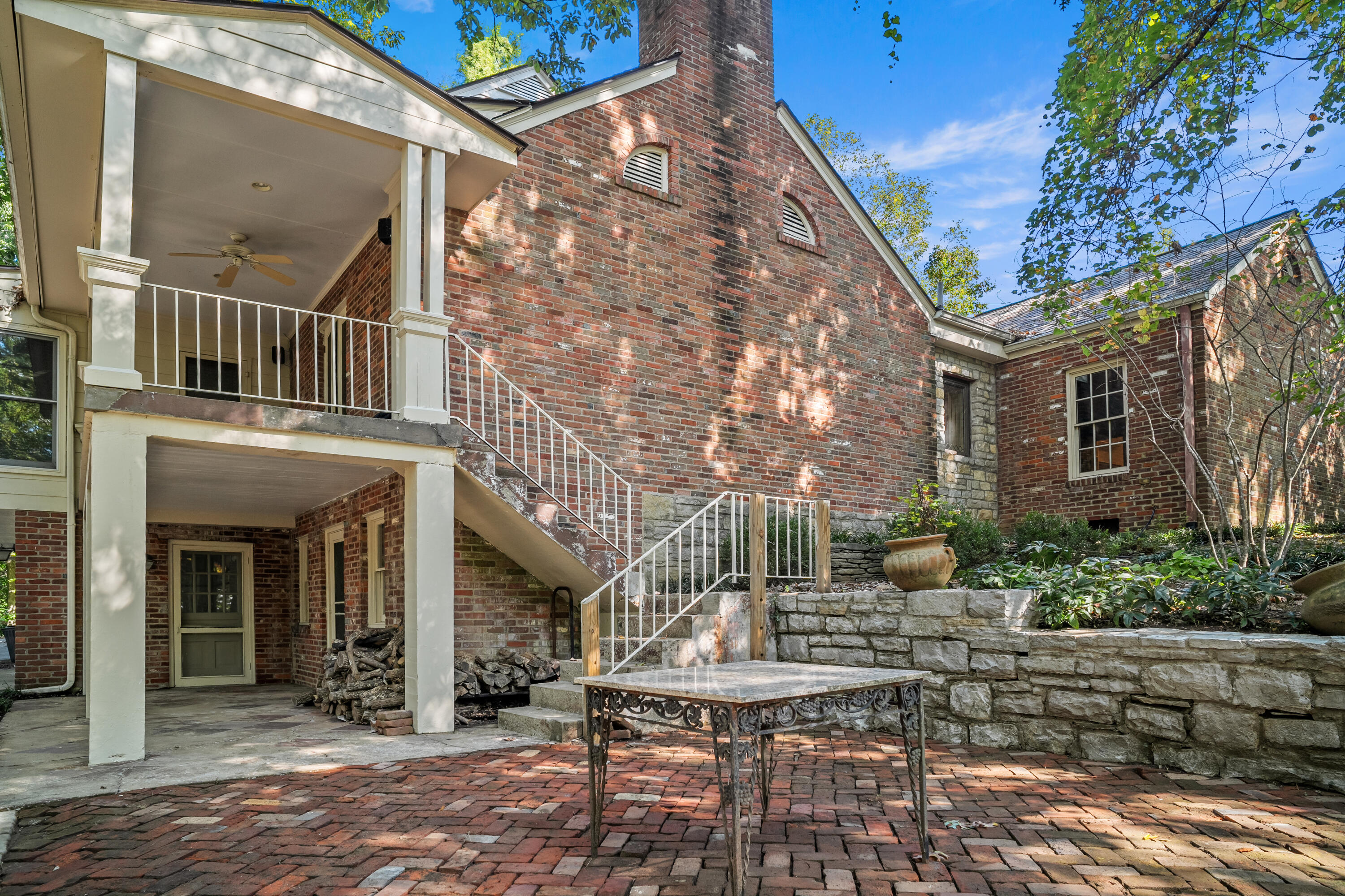 111 Tanglewood Drive