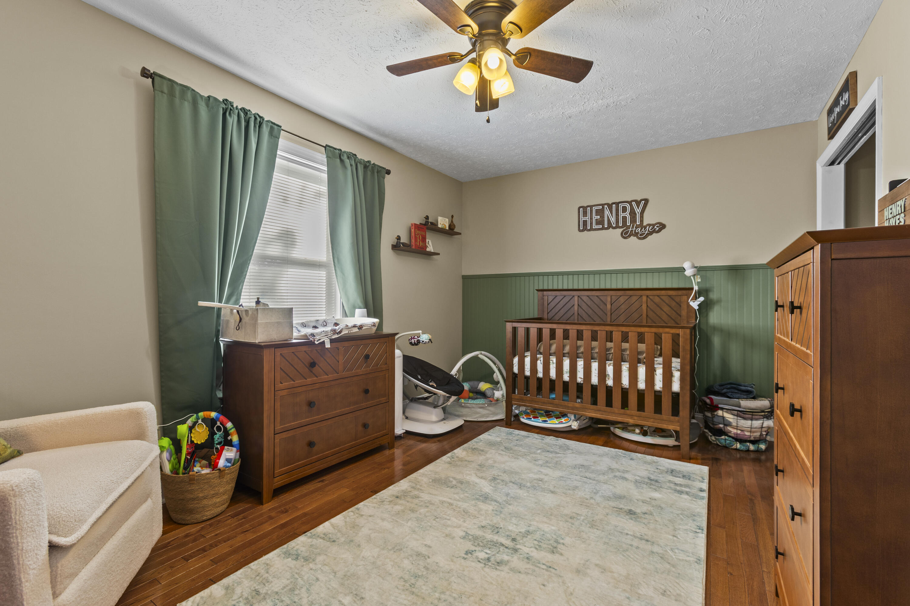 512 N Magnolia Drive