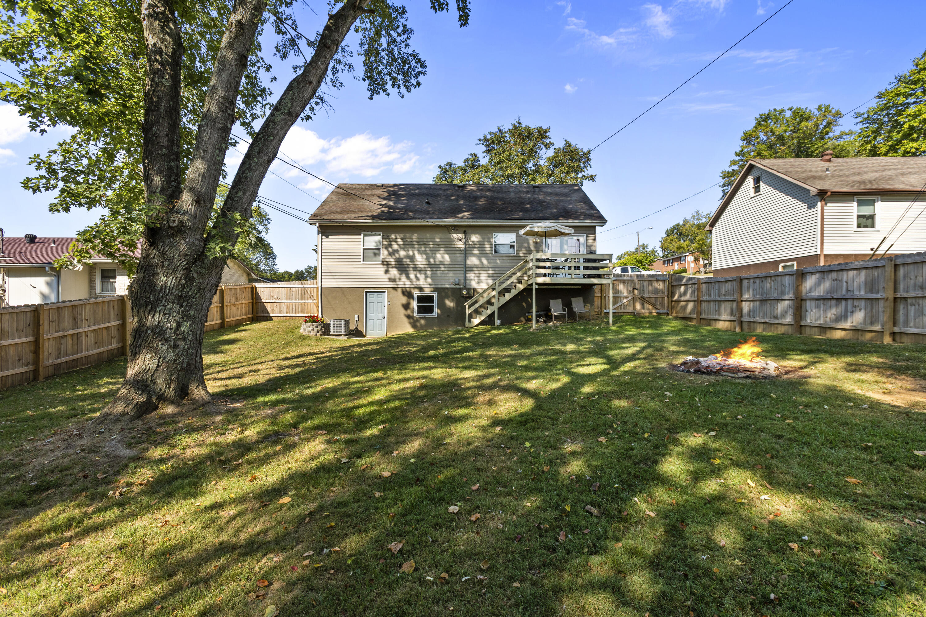 512 N Magnolia Drive