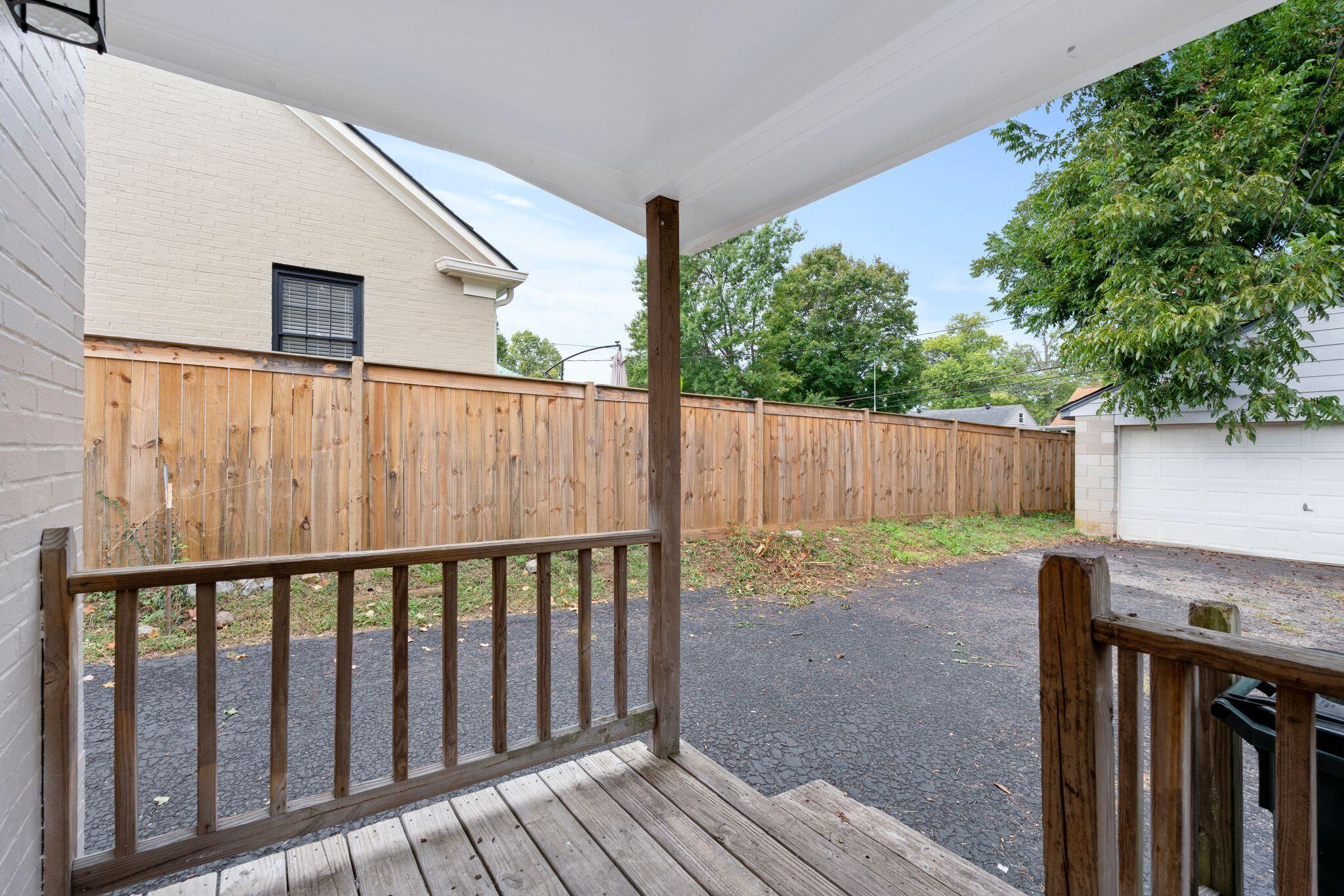 277 Hillsboro Avenue