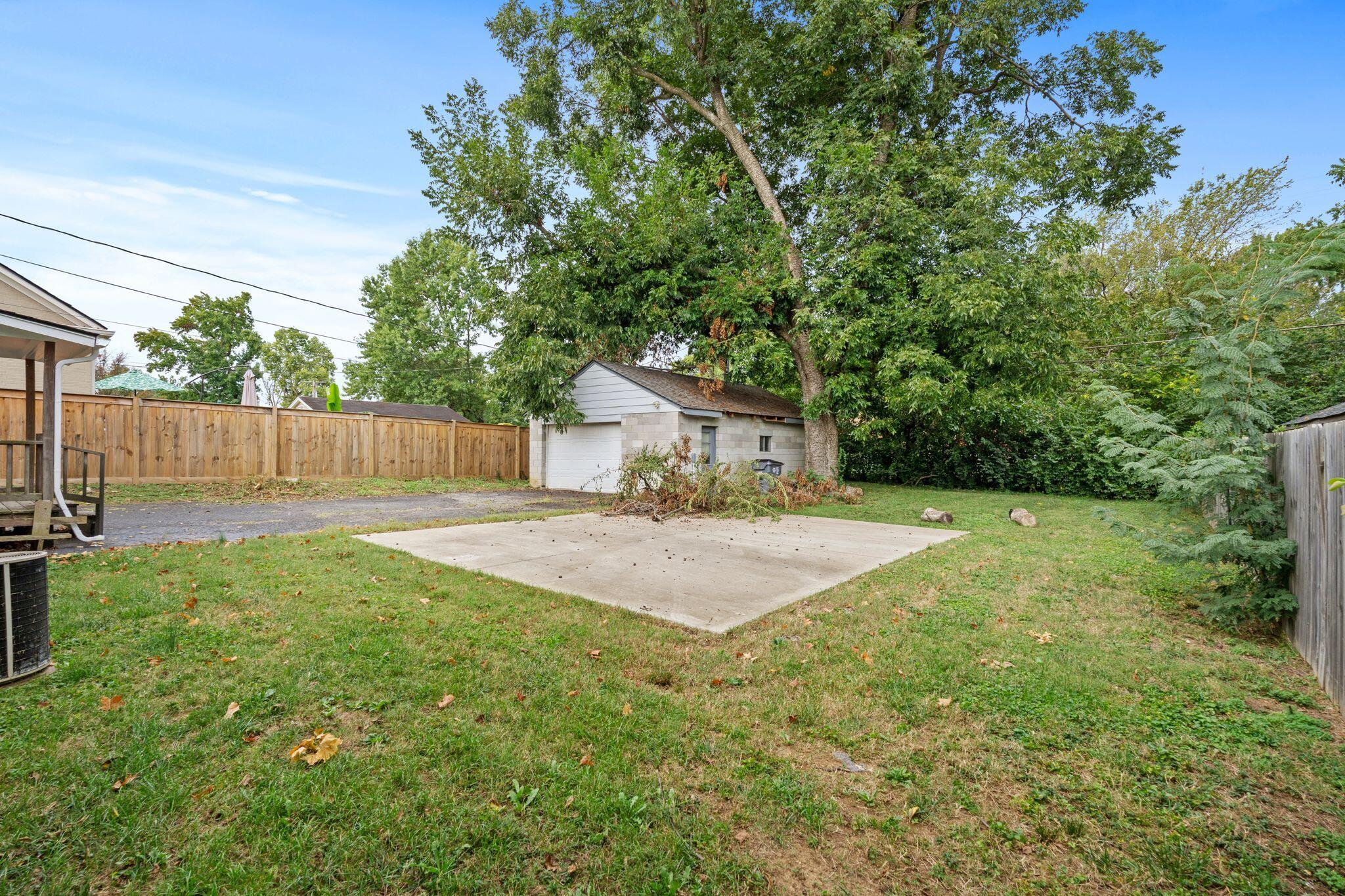 277 Hillsboro Avenue