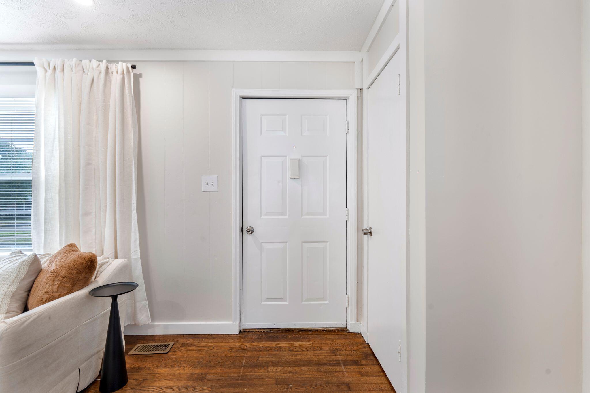 277 Hillsboro Avenue