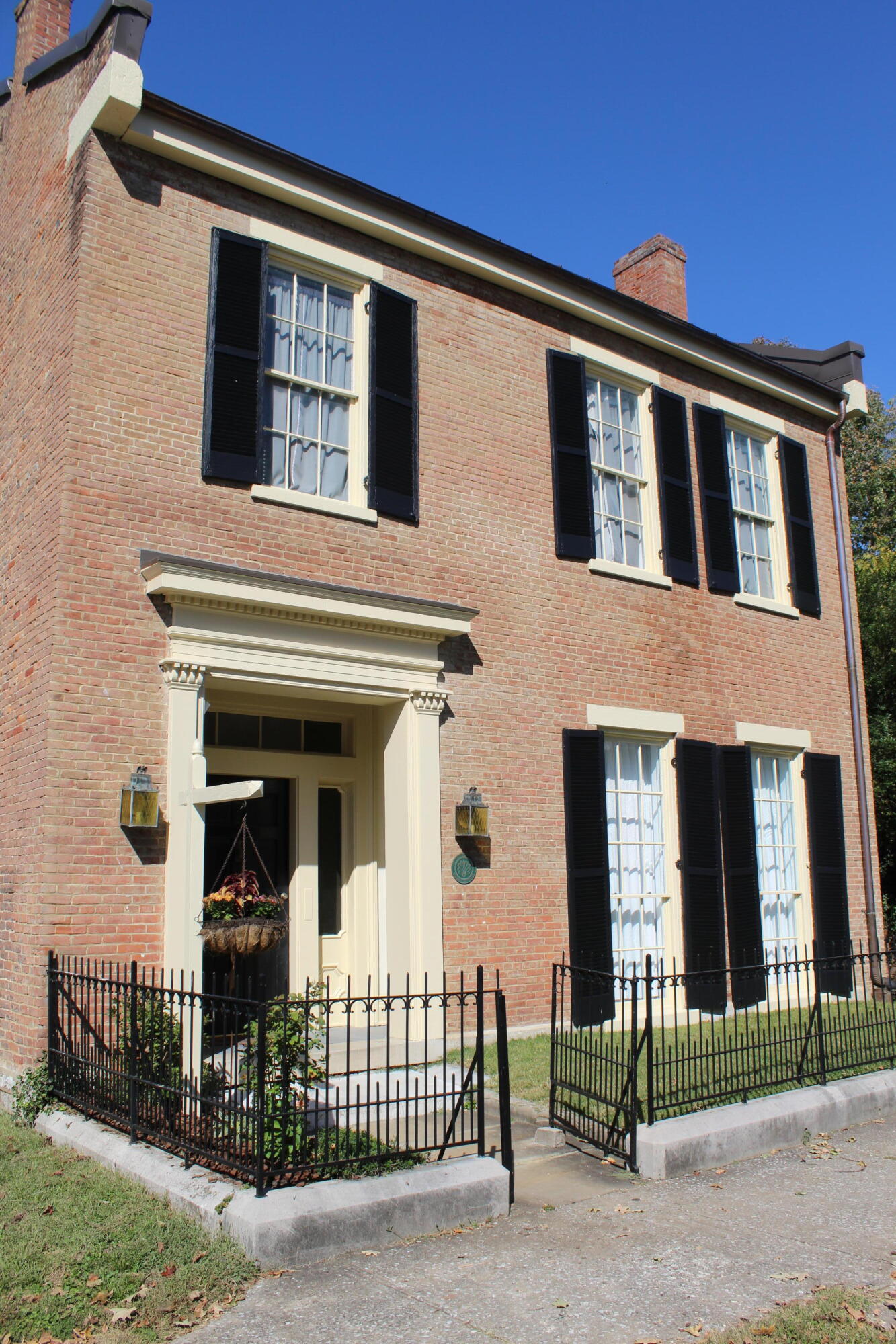 212 Washington Street