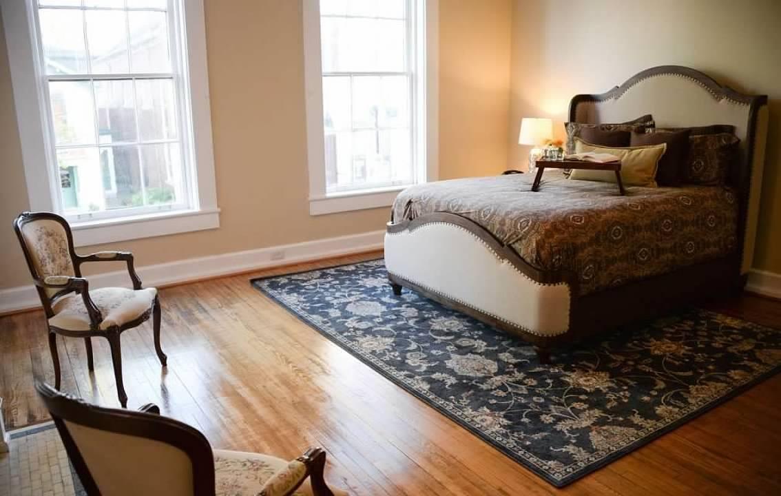 212 Washington Street