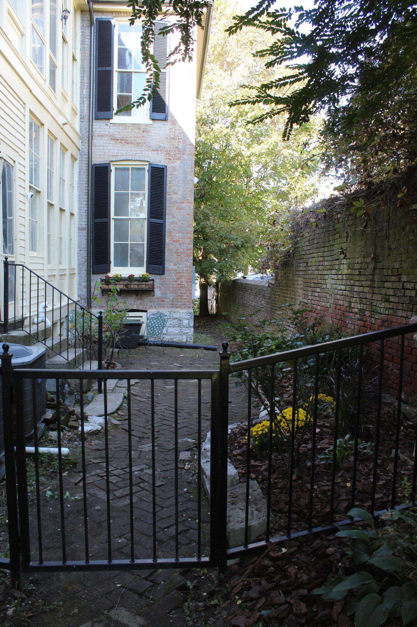 212 Washington Street