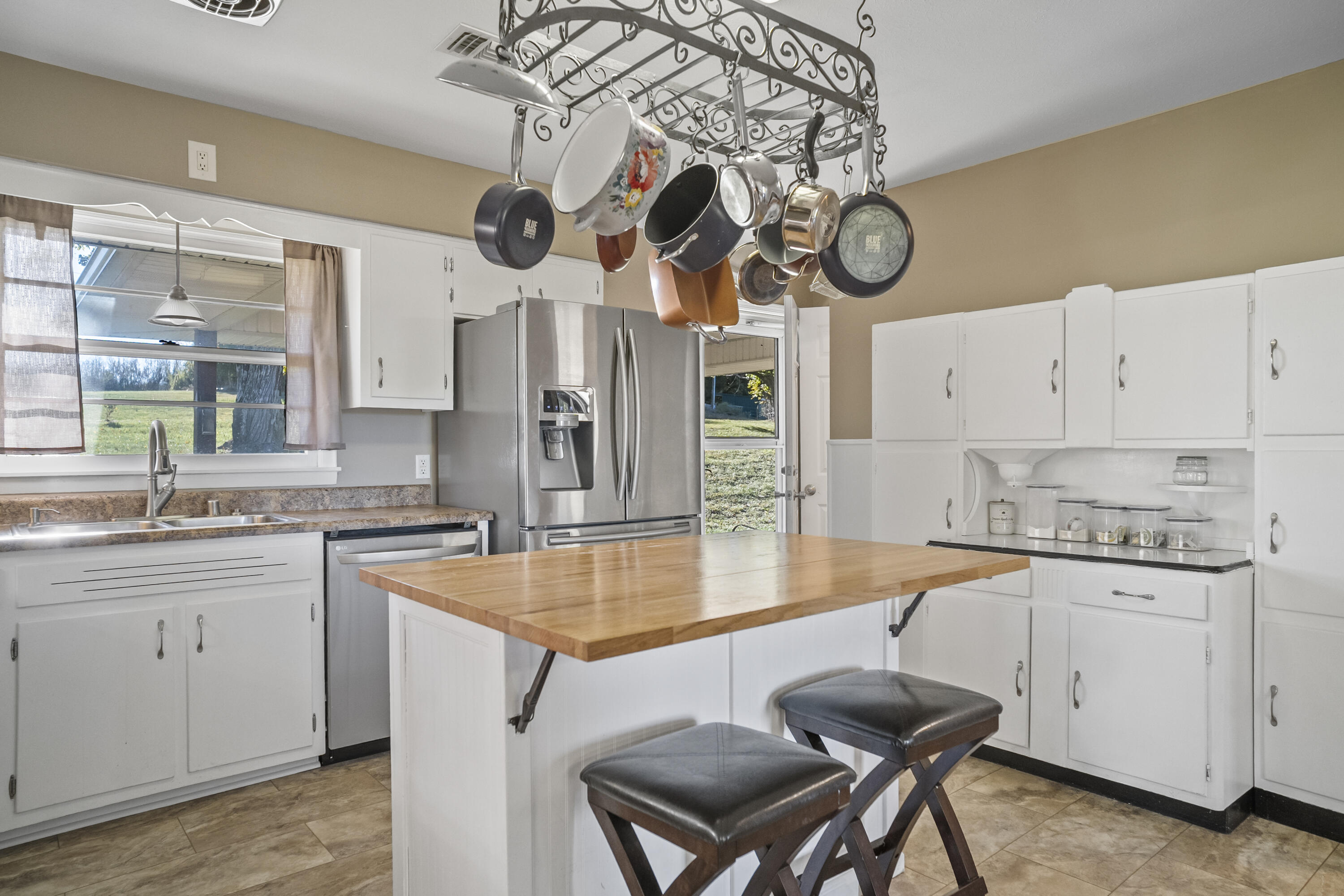 51 Faubush Road, Nancy